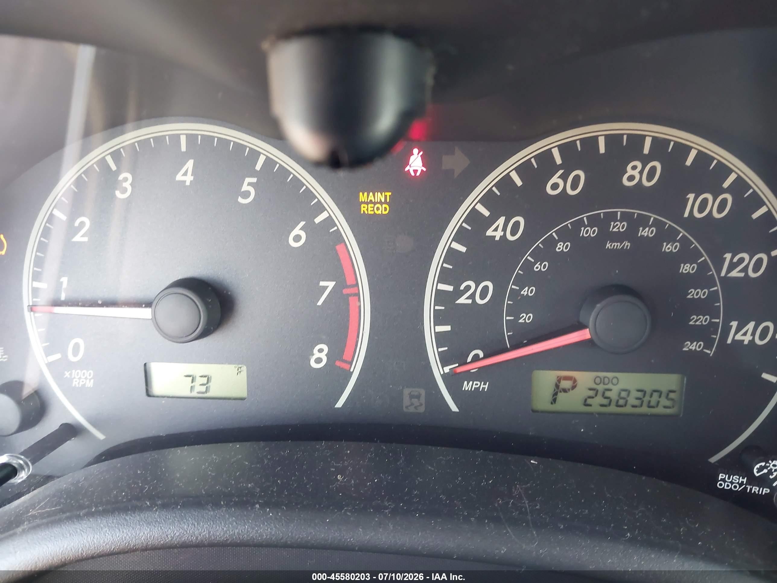 2011 Toyota Corolla Le Gray vin: JTDBU4EE3B9135786