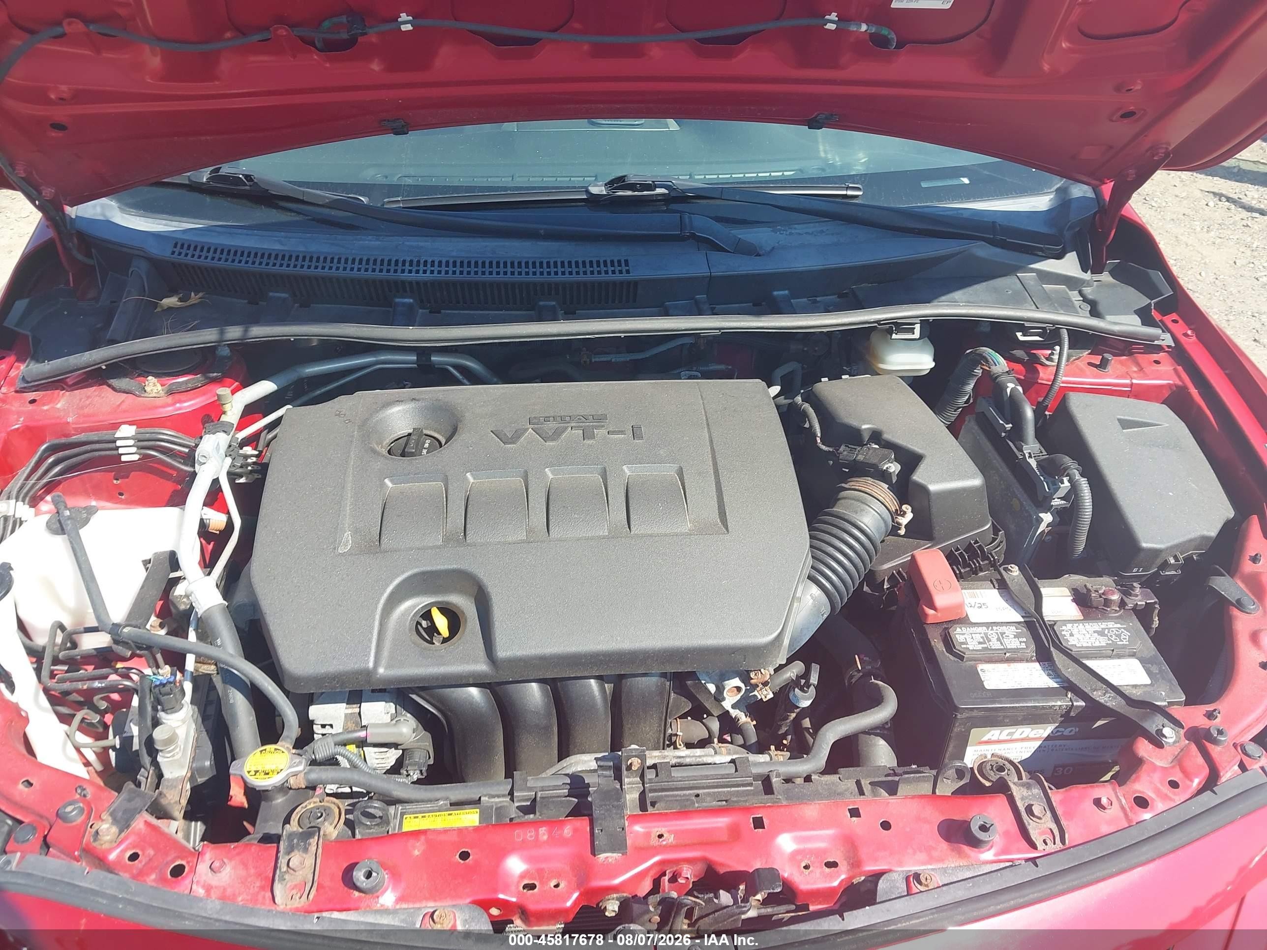 2011 Toyota Corolla Le Red vin: JTDBU4EE3B9138610