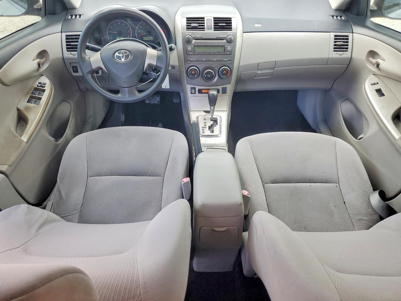 2011 Toyota Corolla Le Серебряный vin: JTDBU4EE3B9143614