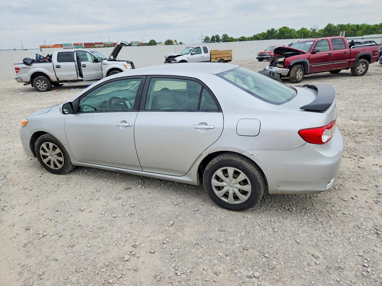 2011 Toyota Corolla Le Silver vin: JTDBU4EE3B9148327