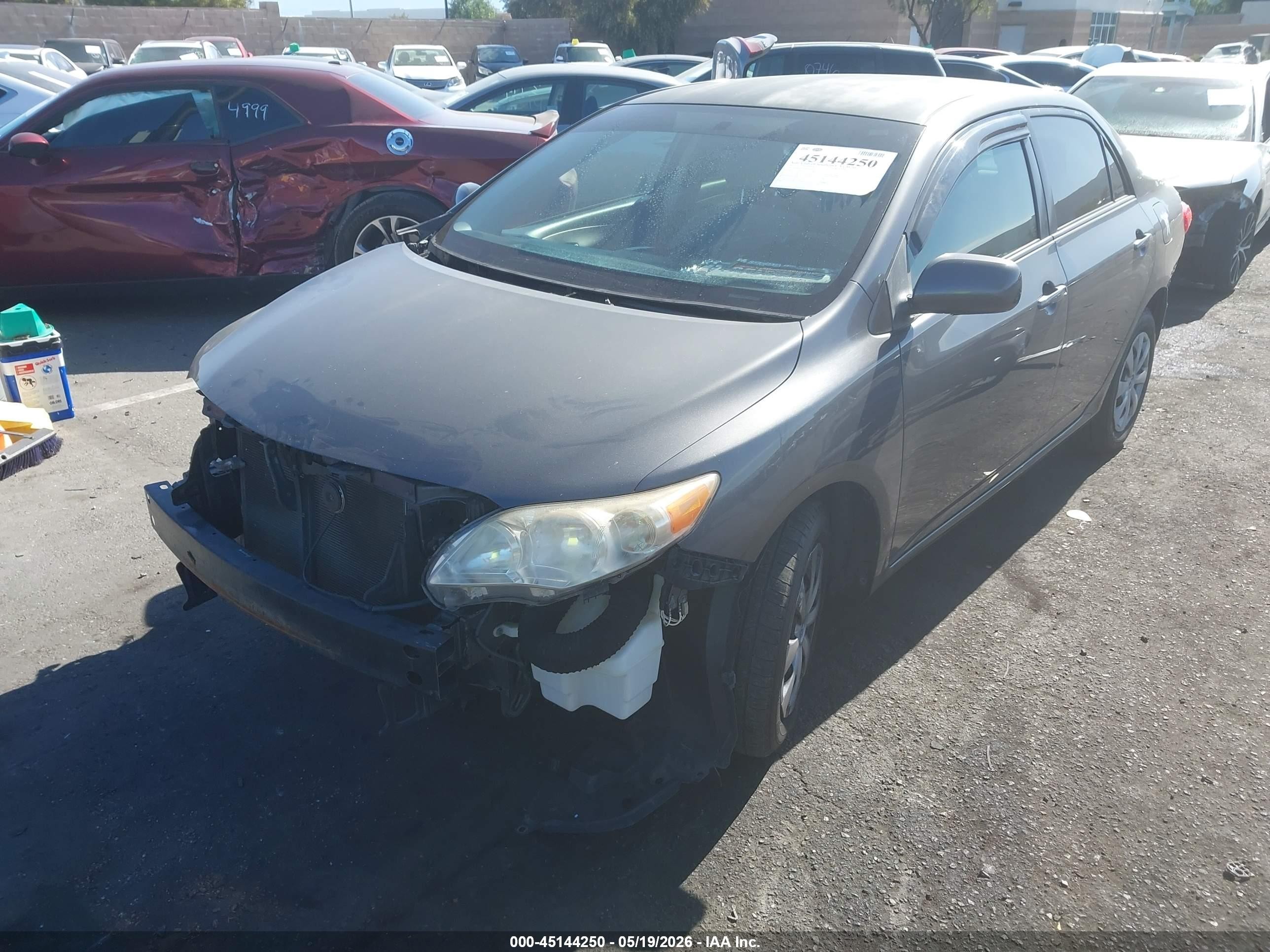 2011 Toyota Corolla Le Gray vin: JTDBU4EE3B9165449