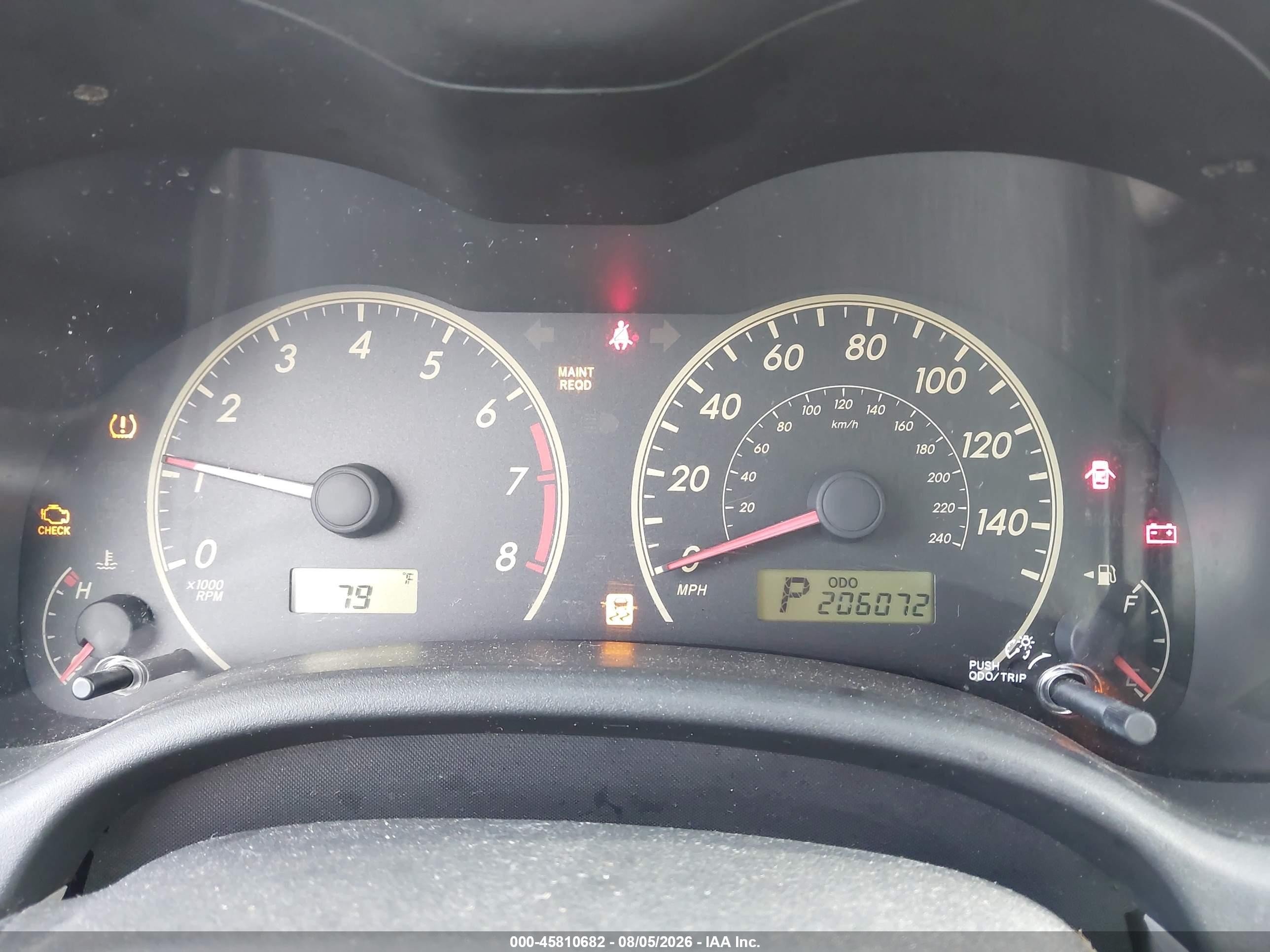 2011 Toyota Corolla Le Red vin: JTDBU4EE3BJ093232