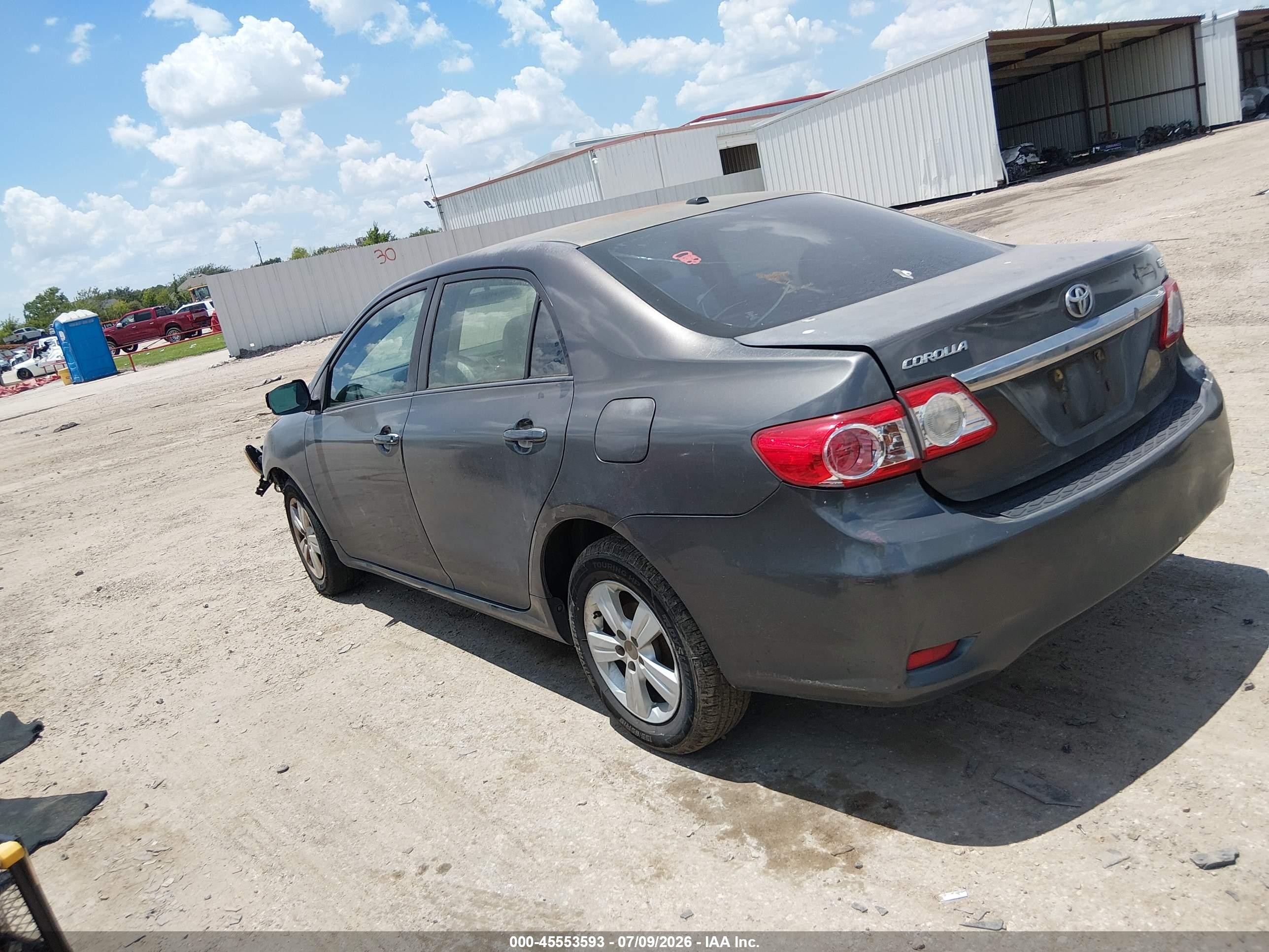 2011 Toyota Corolla Le Gray vin: JTDBU4EE3BJ098317