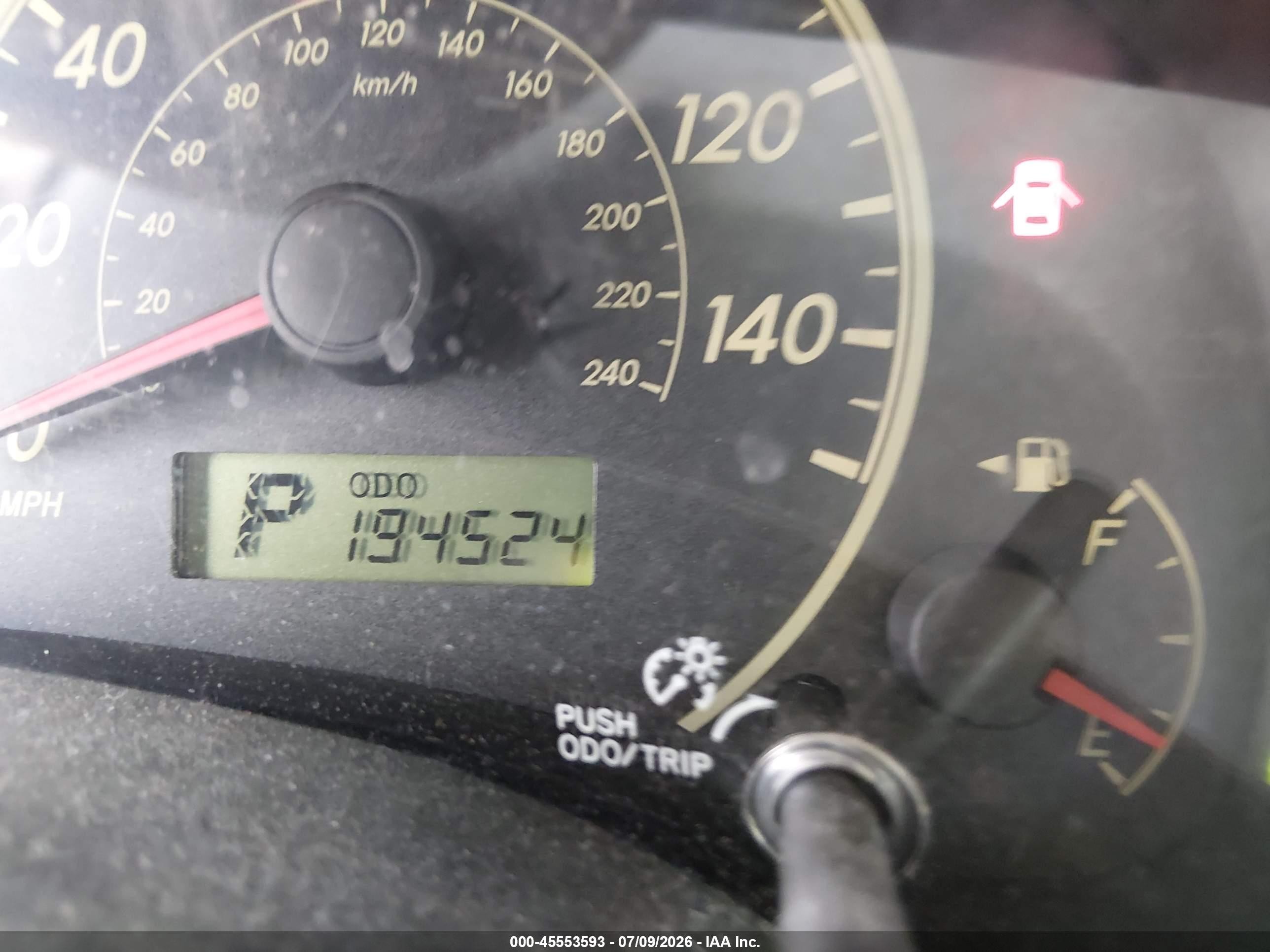 2011 Toyota Corolla Le Gray vin: JTDBU4EE3BJ098317