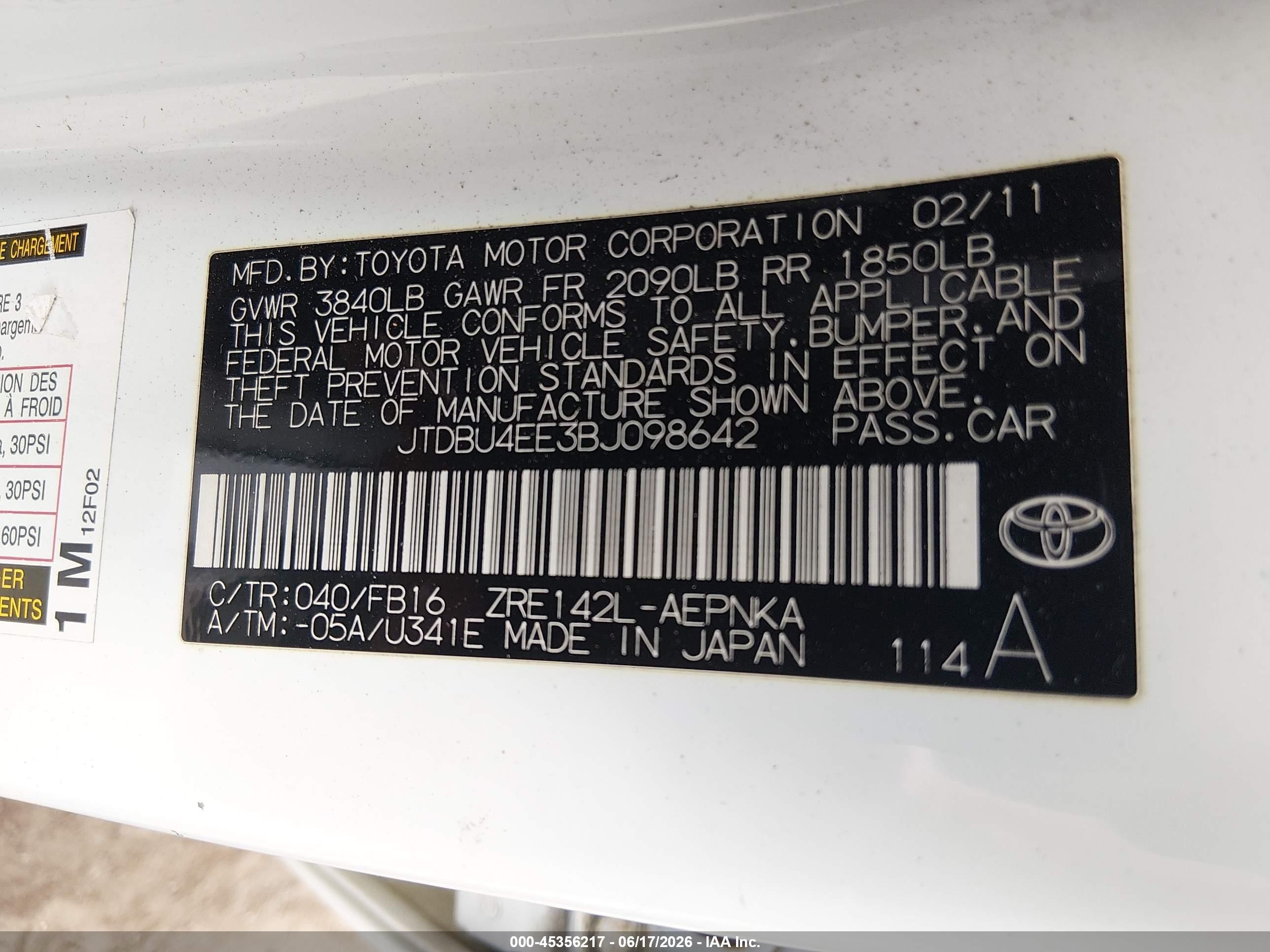 2011 Toyota Corolla Le White vin: JTDBU4EE3BJ098642