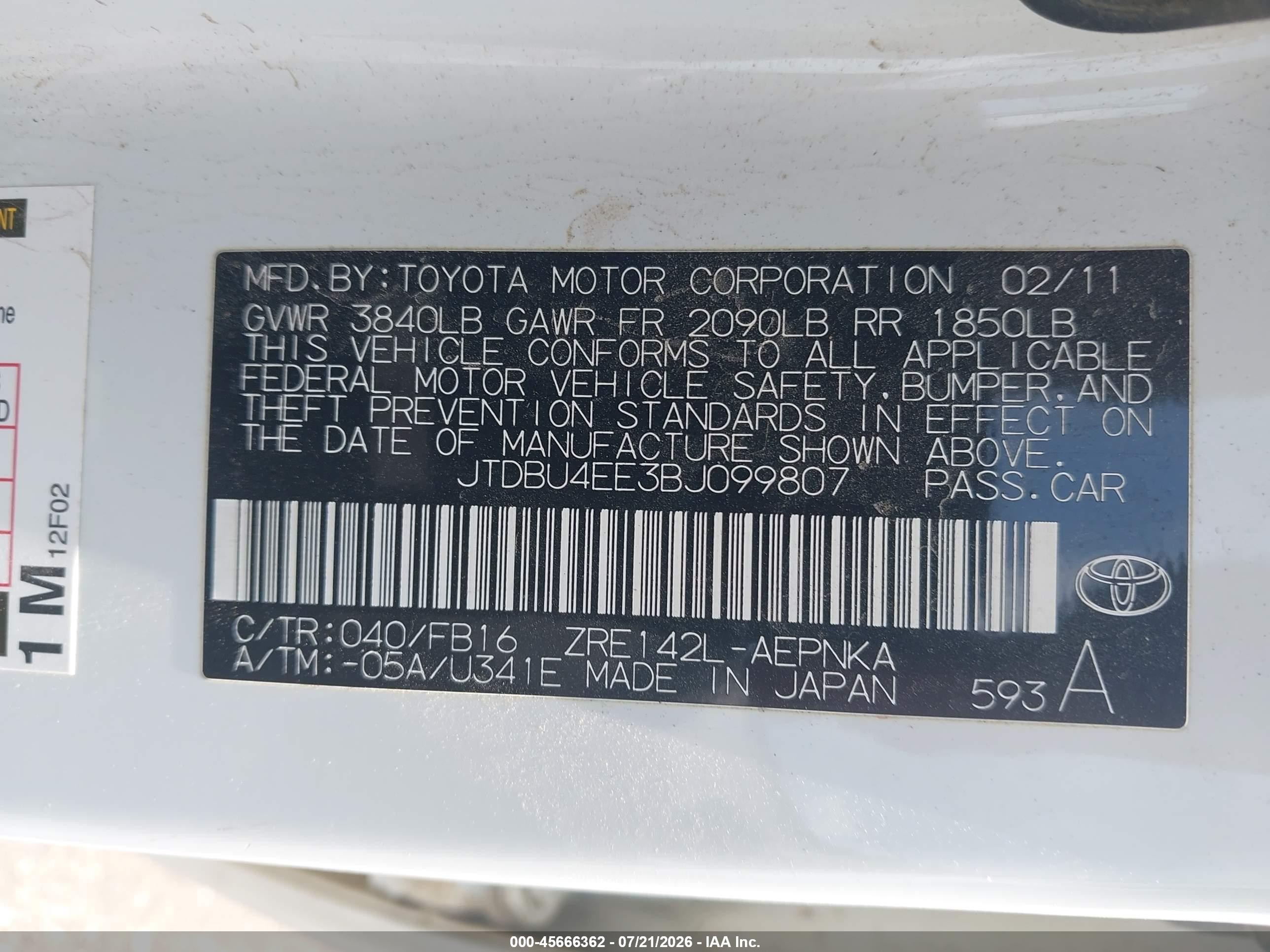 2011 Toyota Corolla Le White vin: JTDBU4EE3BJ099807