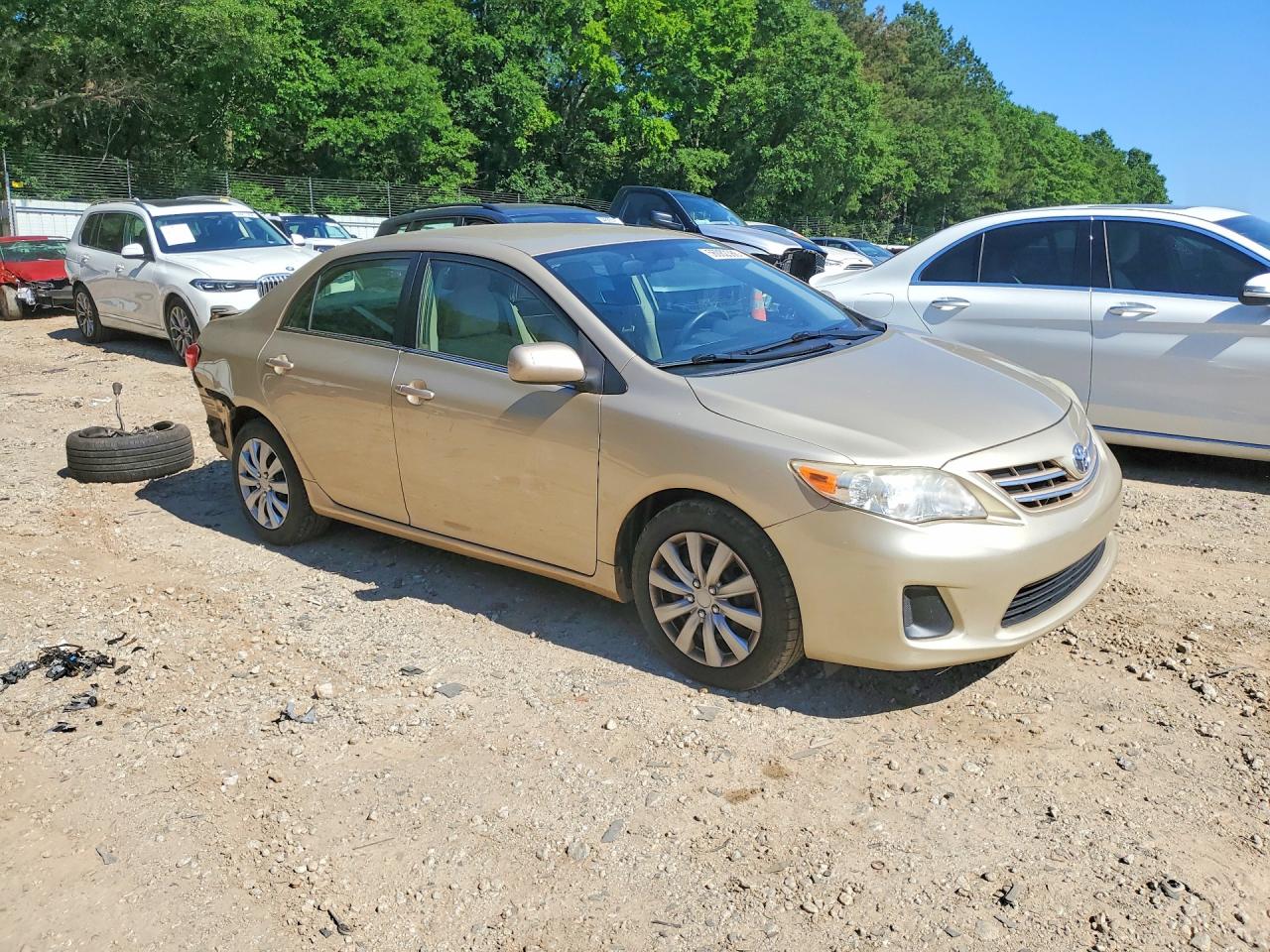 2013 Toyota Corolla Base Gold vin: JTDBU4EE3DJ114910