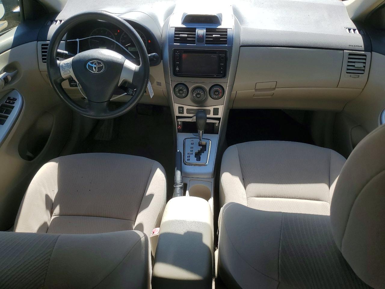 2013 Toyota Corolla Base Gold vin: JTDBU4EE3DJ114910