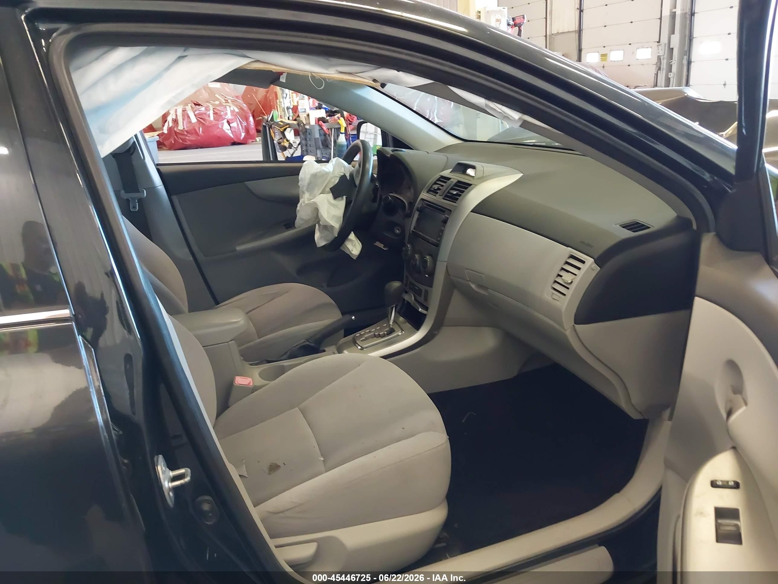 2013 Toyota Corolla Le Черный vin: JTDBU4EE3DJ116639