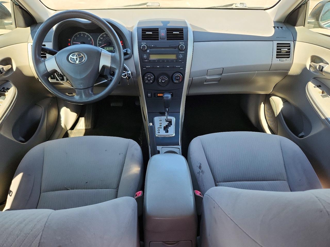 2010 Toyota Corolla Base Teal vin: JTDBU4EE4A9114752