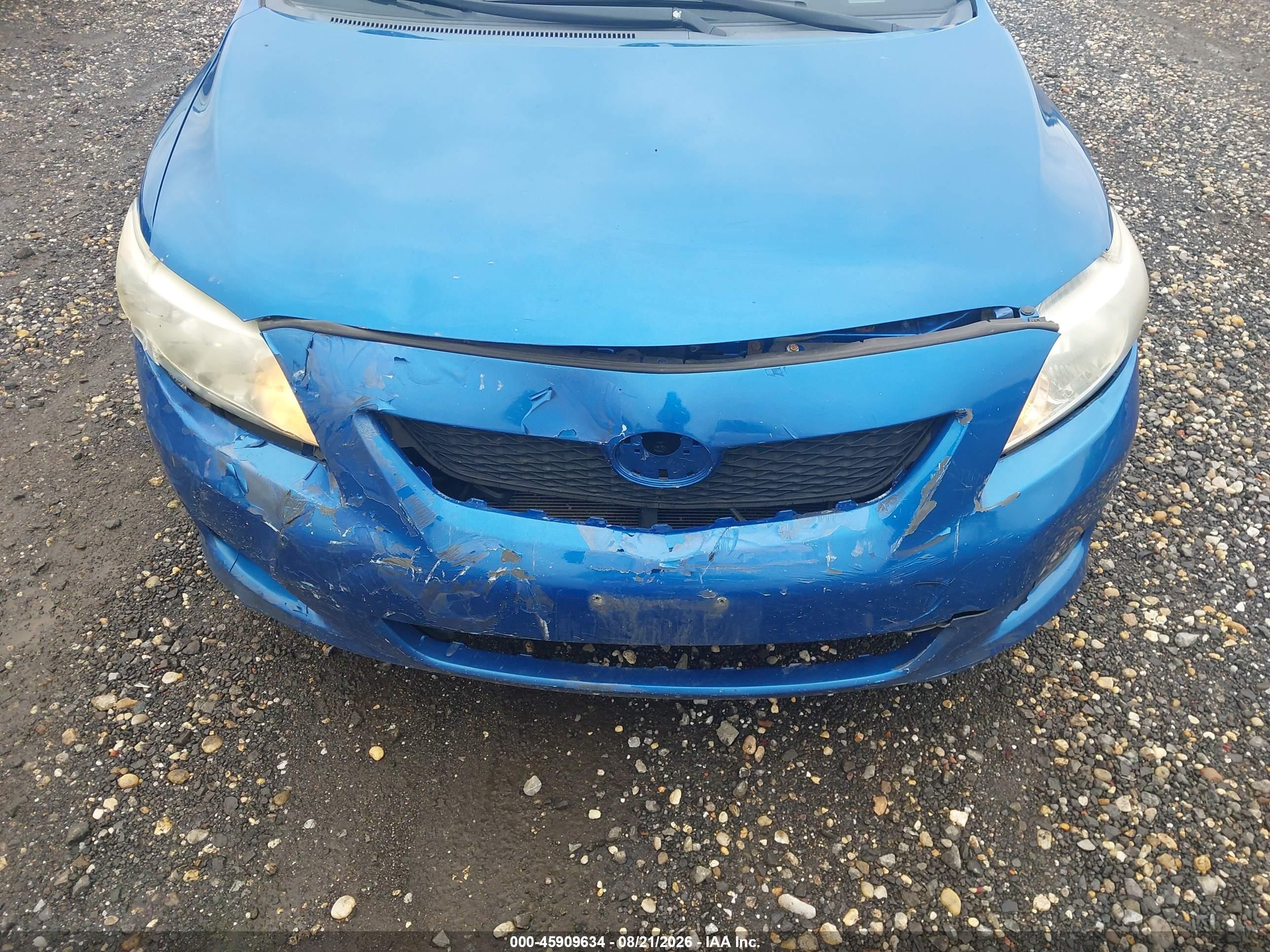 2010 Toyota Corolla Le Blue vin: JTDBU4EE4A9118901