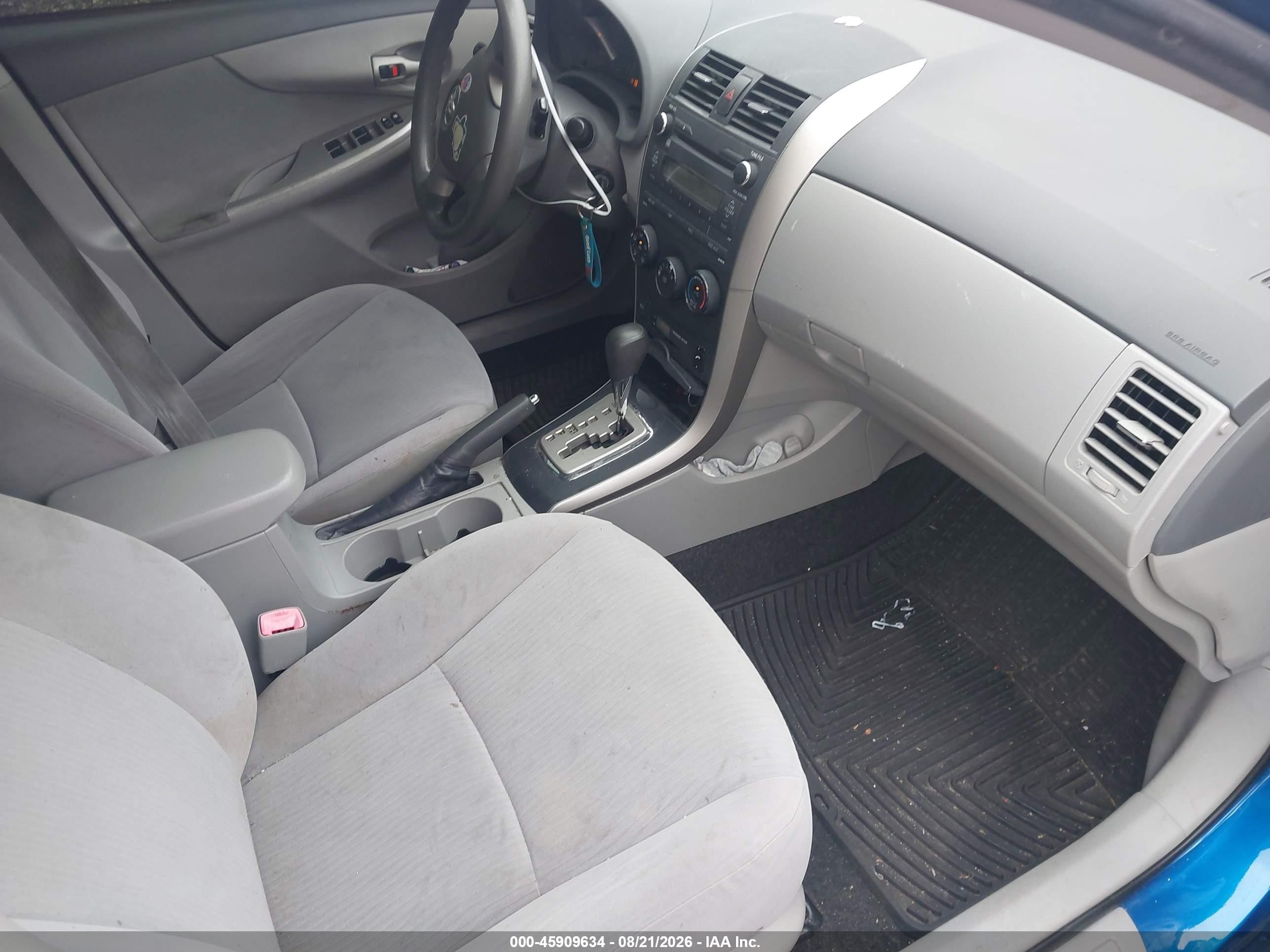 2010 Toyota Corolla Le Blue vin: JTDBU4EE4A9118901