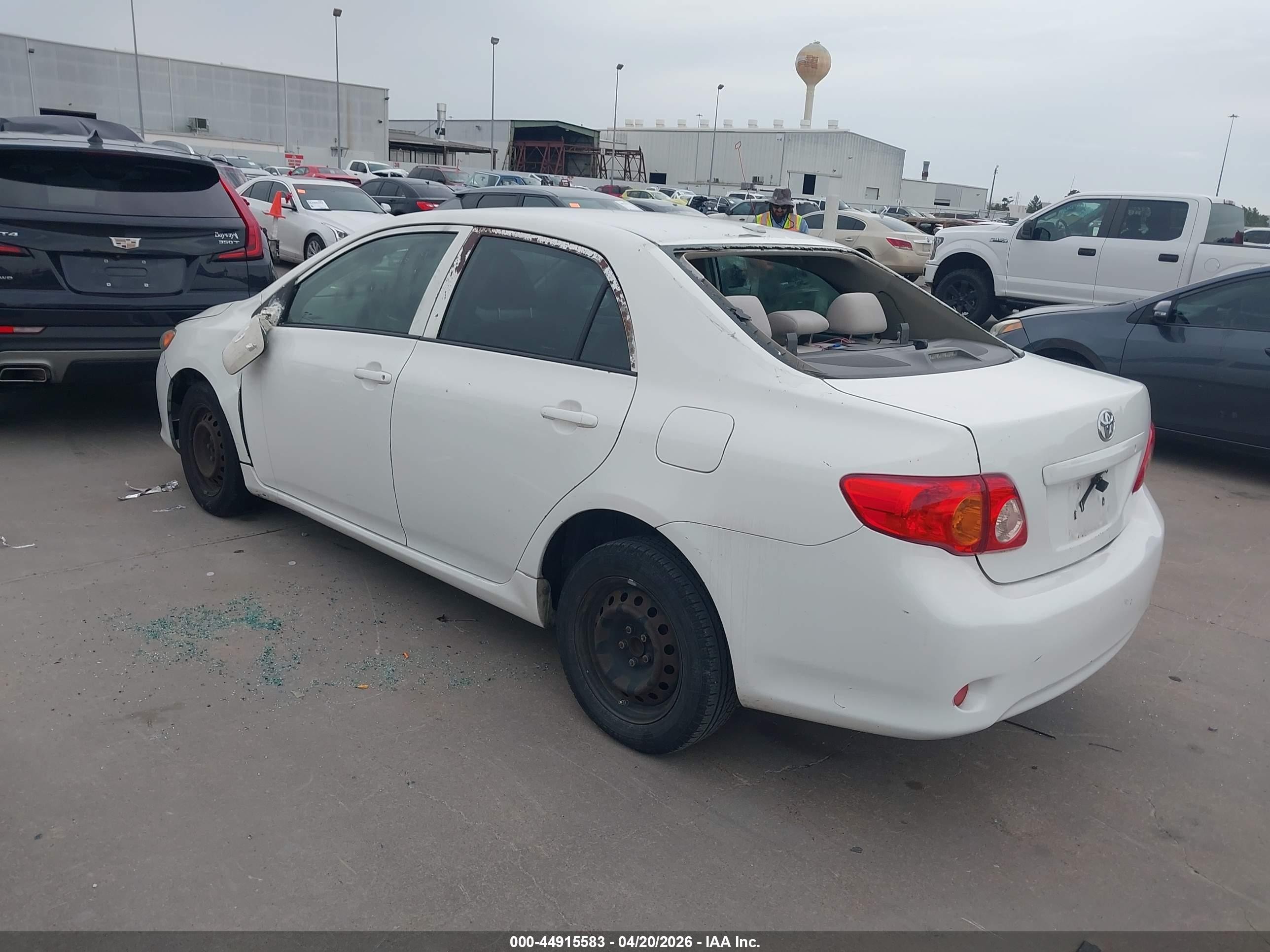 2010 Toyota Corolla Le White vin: JTDBU4EE4AJ077894