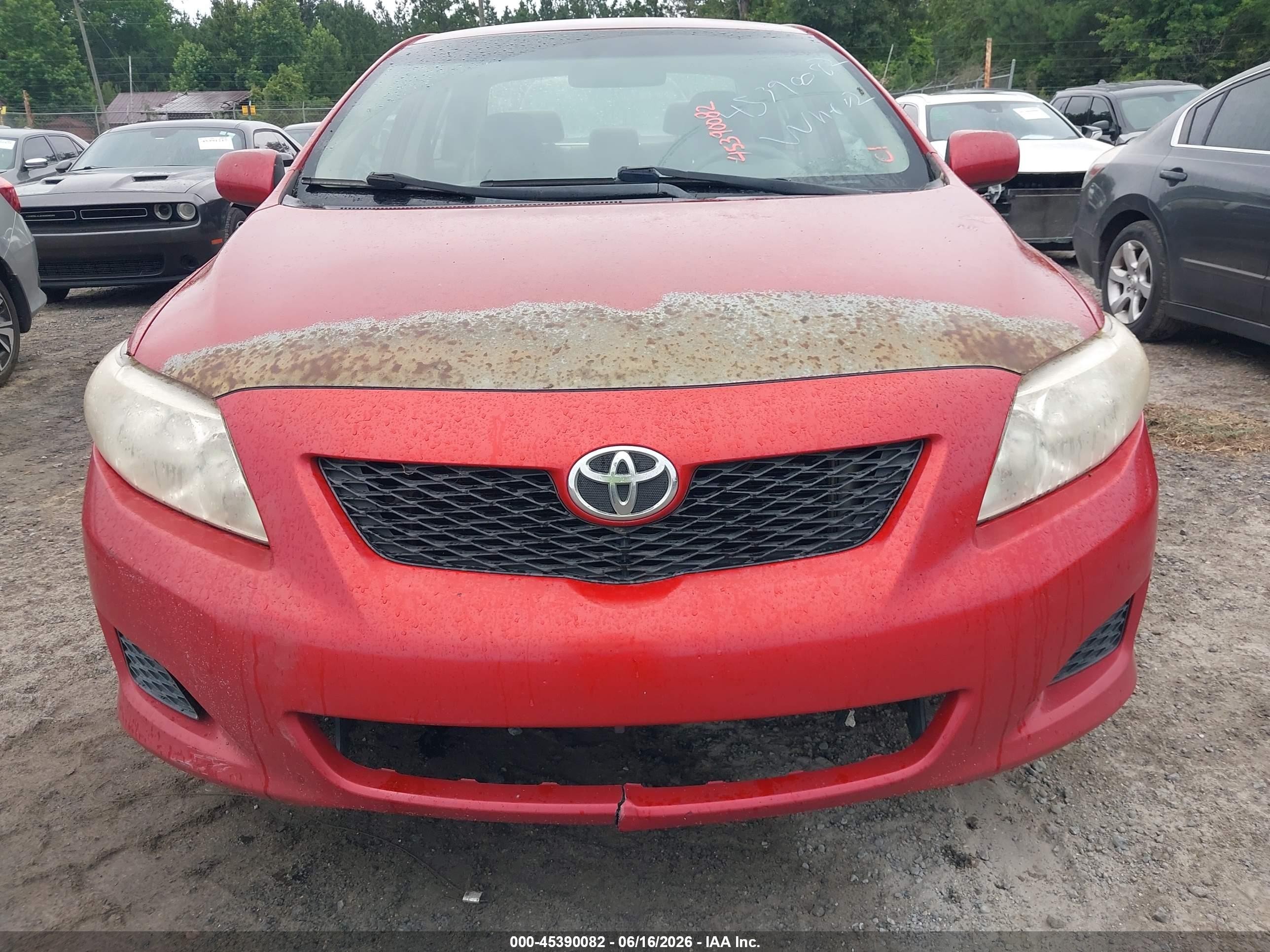 2010 Toyota Corolla Le Maroon vin: JTDBU4EE4AJ078186