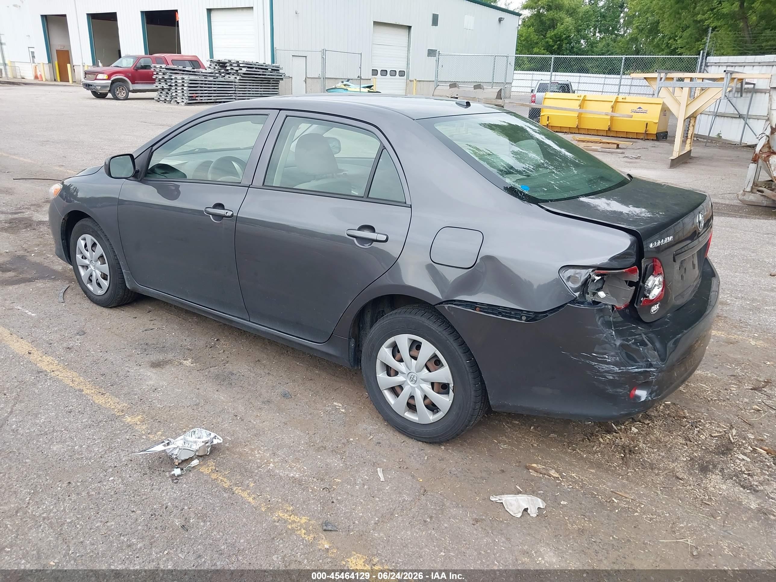 2010 Toyota Corolla Le Gray vin: JTDBU4EE4AJ079712