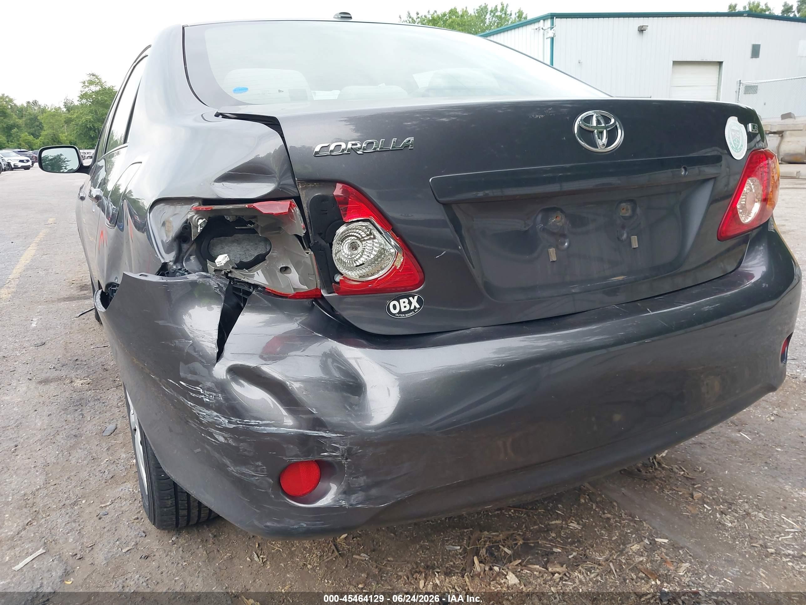 2010 Toyota Corolla Le Gray vin: JTDBU4EE4AJ079712