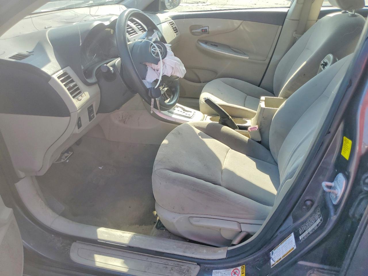 2011 Toyota Corolla Le Gray vin: JTDBU4EE4B9128832
