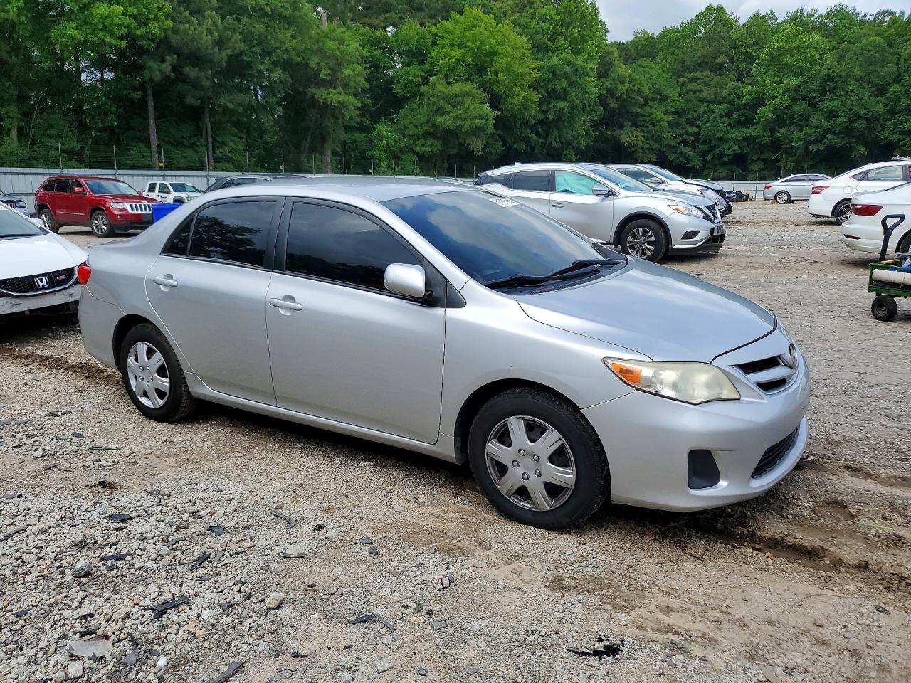 2011 Toyota Corolla Le Серебряный vin: JTDBU4EE4B9139488