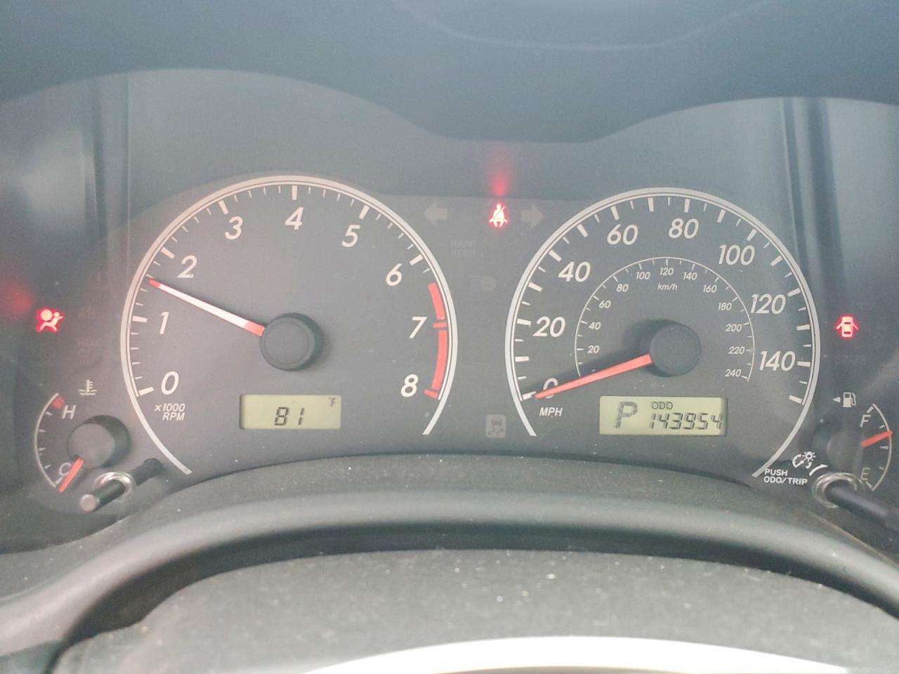 2011 Toyota Corolla Le Silver vin: JTDBU4EE4B9155948