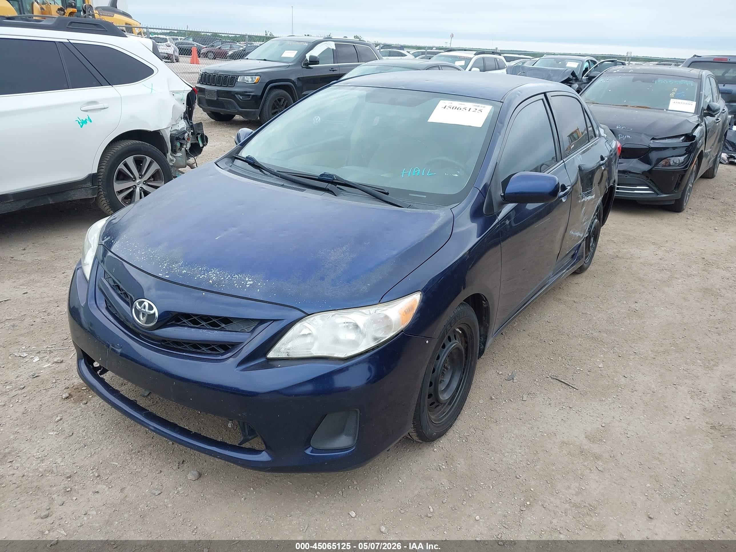 2011 Toyota Corolla Le Синий vin: JTDBU4EE4B9163032