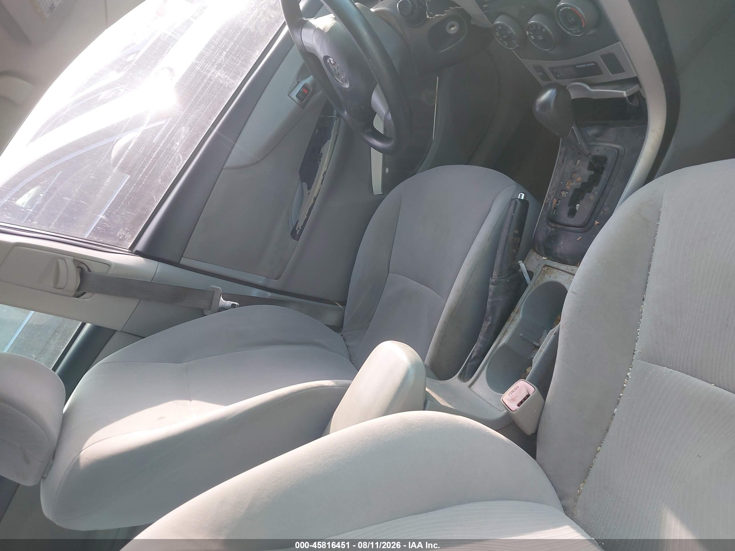 2011 Toyota Corolla Le Gray vin: JTDBU4EE4BJ093207