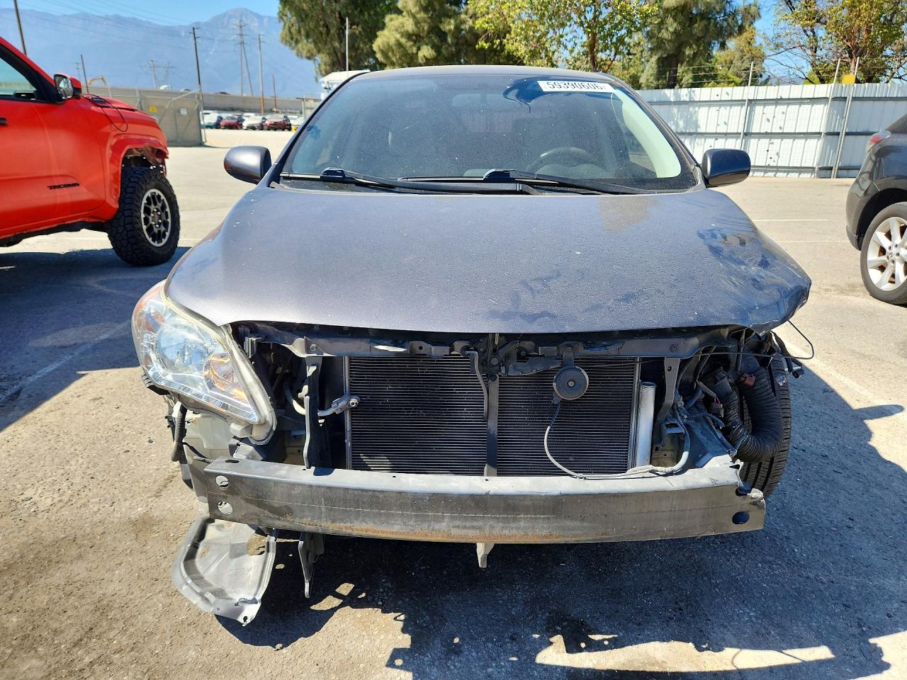 2013 Toyota Corolla Le Gray vin: JTDBU4EE4DJ115743