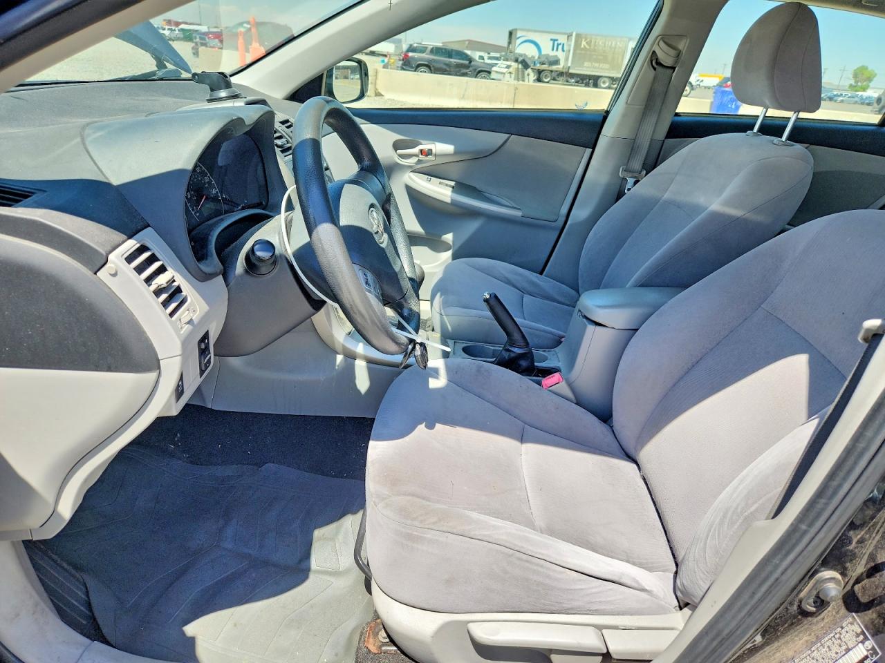 2013 Toyota Corolla Le Black vin: JTDBU4EE4DJ122644