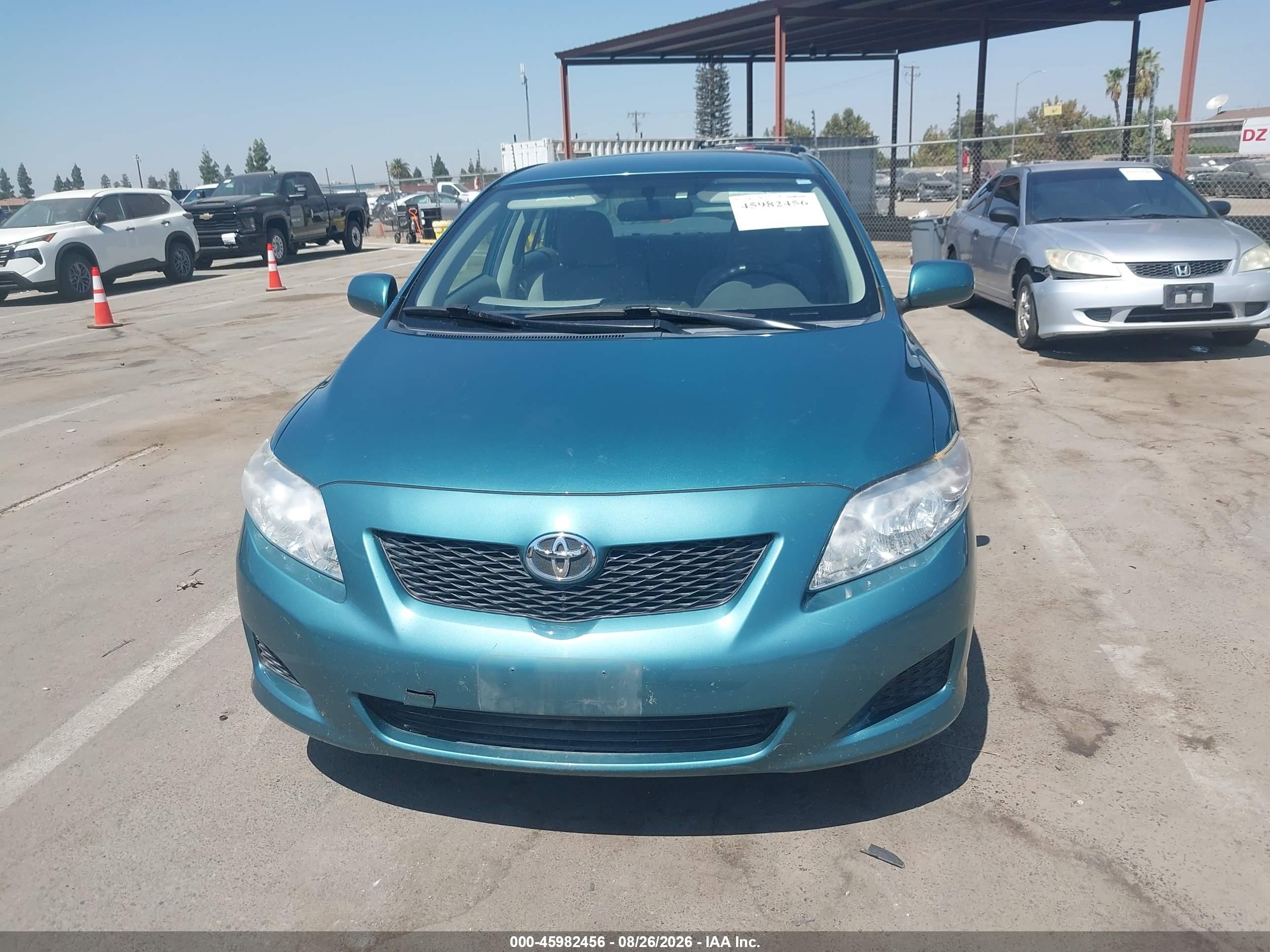 2010 Toyota Corolla Le Green vin: JTDBU4EE5A9107731
