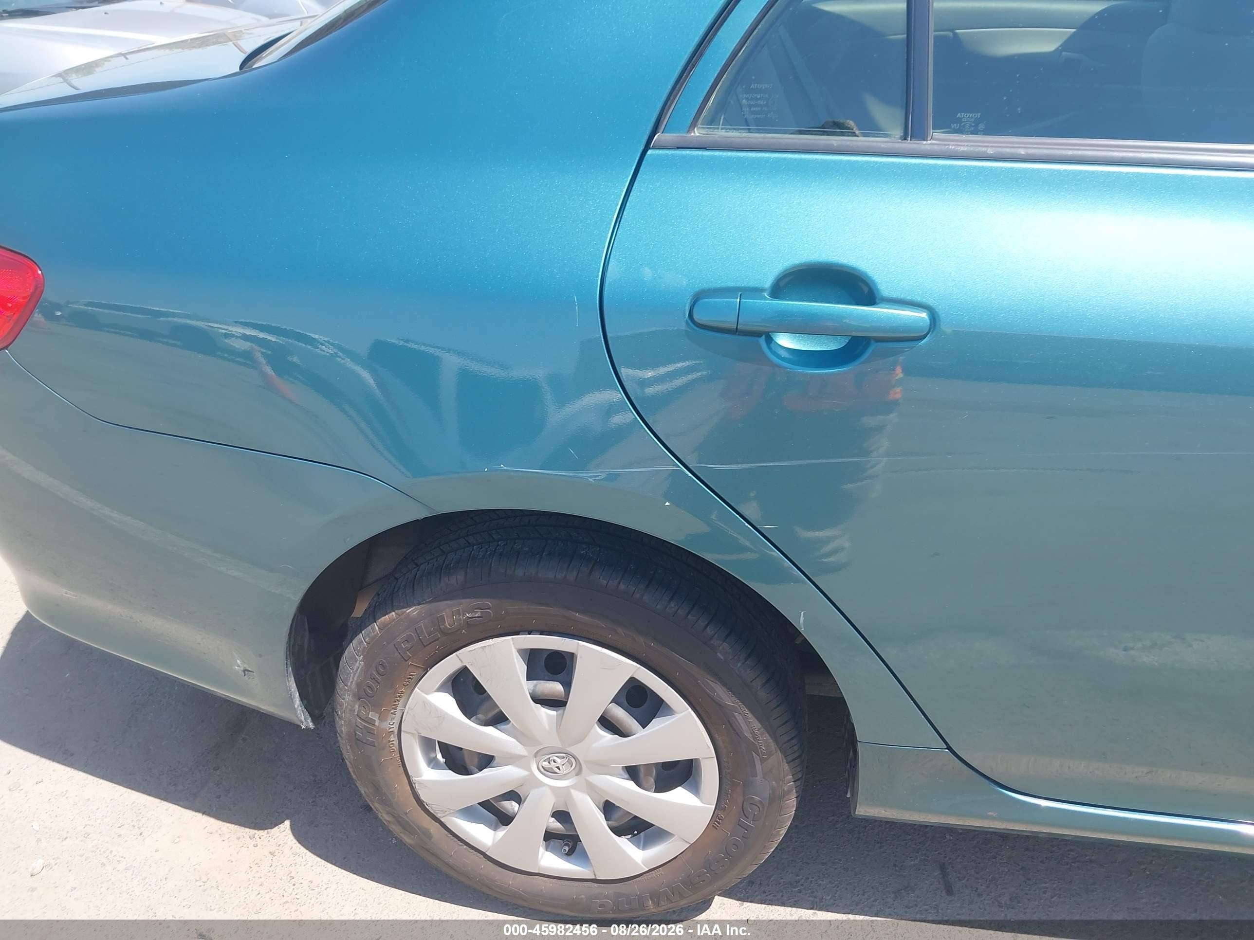 2010 Toyota Corolla Le Green vin: JTDBU4EE5A9107731