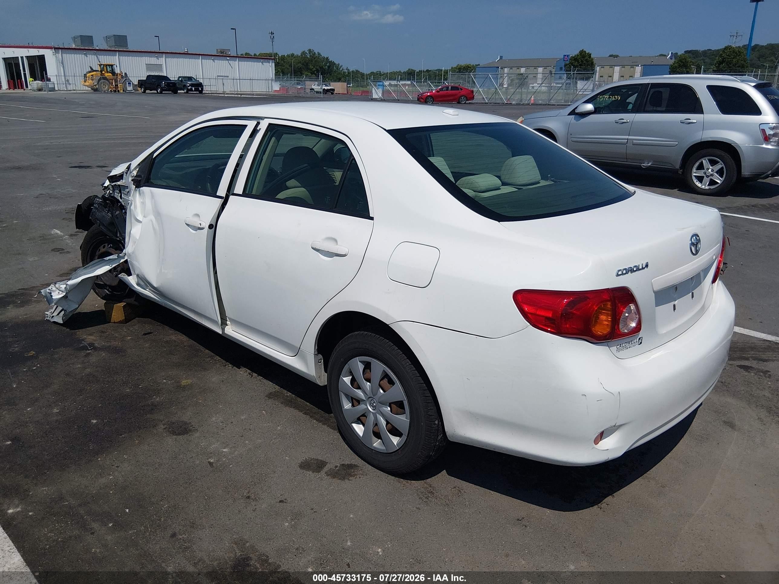 2010 Toyota Corolla Le White vin: JTDBU4EE5A9117577
