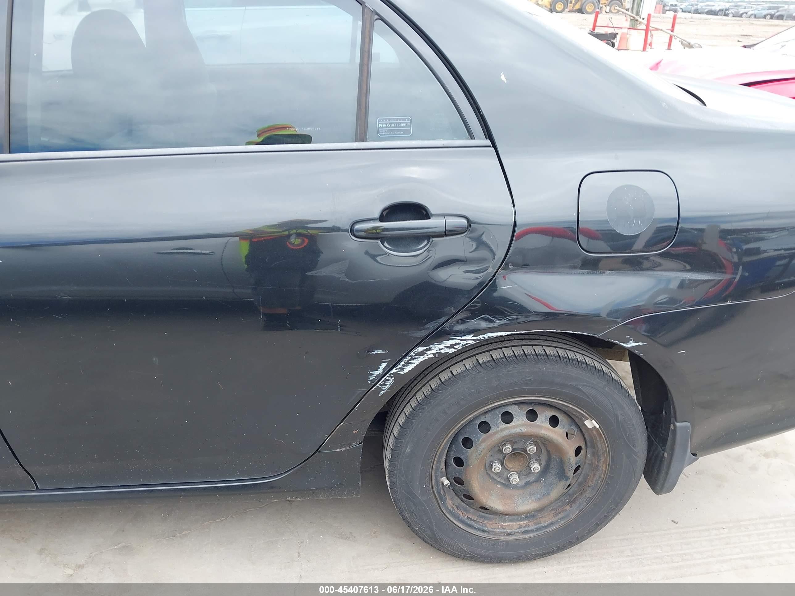 2010 Toyota Corolla Le Black vin: JTDBU4EE5AJ059114
