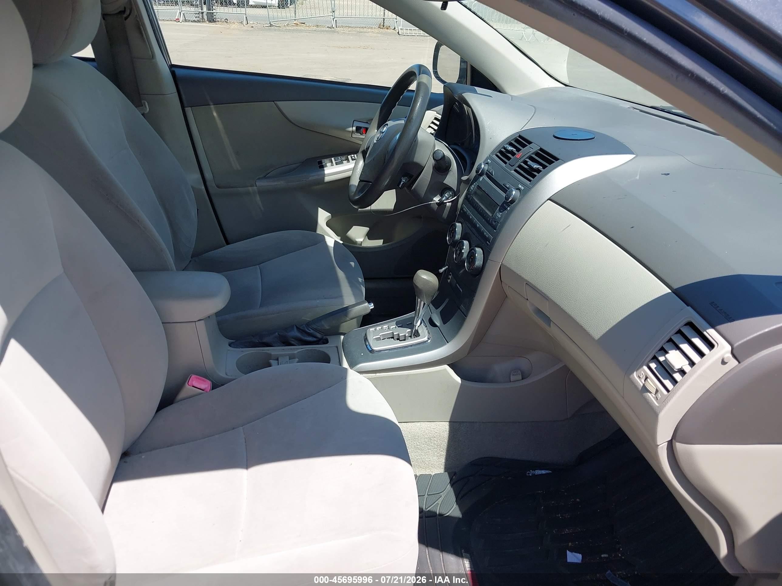 2010 Toyota Corolla Le Gray vin: JTDBU4EE5AJ059890