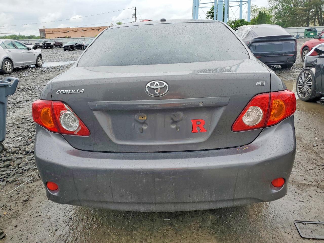 2010 Toyota Corolla Le Gray vin: JTDBU4EE5AJ067732