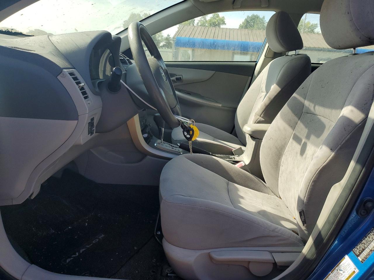 2010 Toyota Corolla Le Blue vin: JTDBU4EE5AJ073451