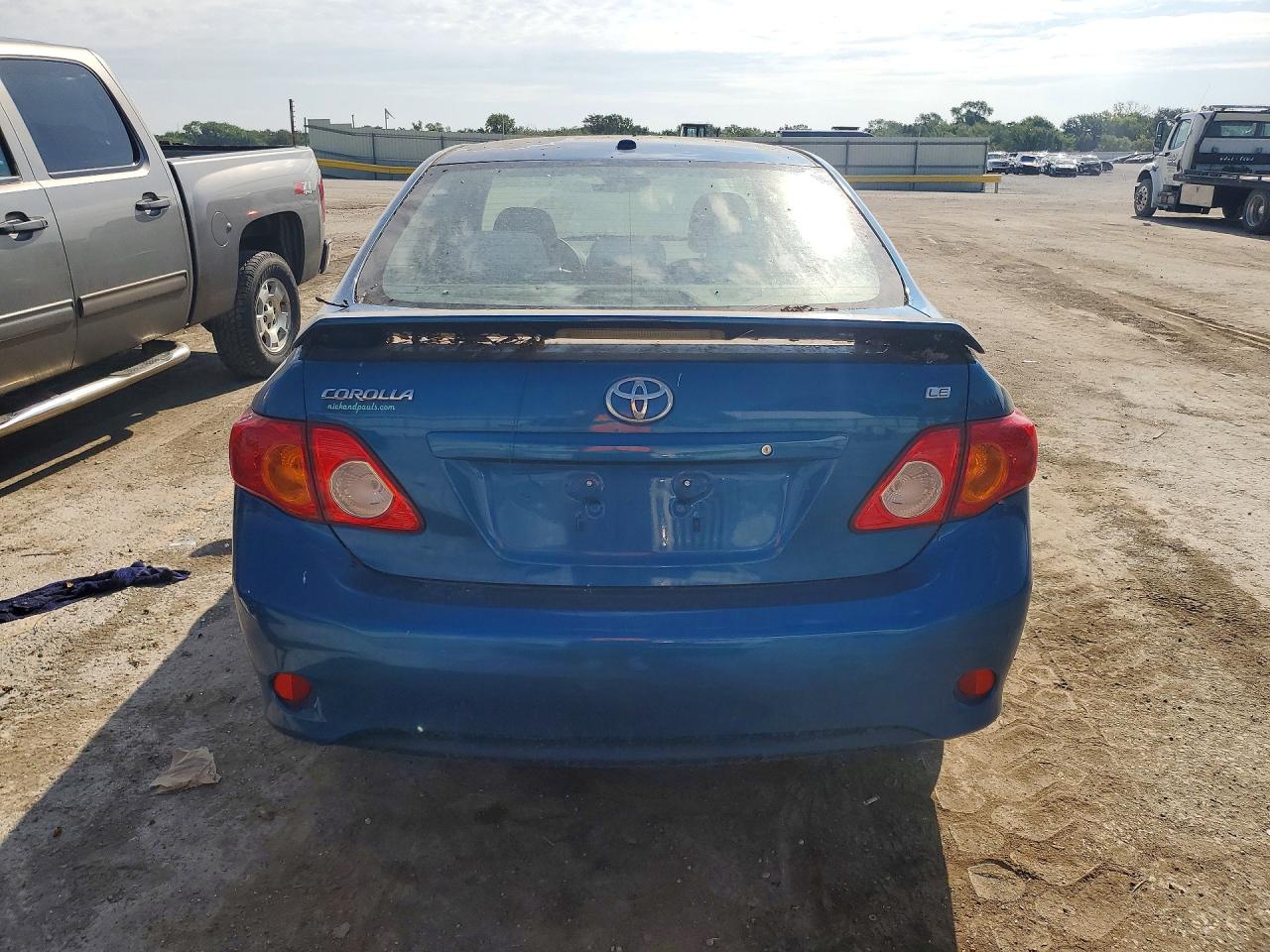 2010 Toyota Corolla Le Blue vin: JTDBU4EE5AJ073451