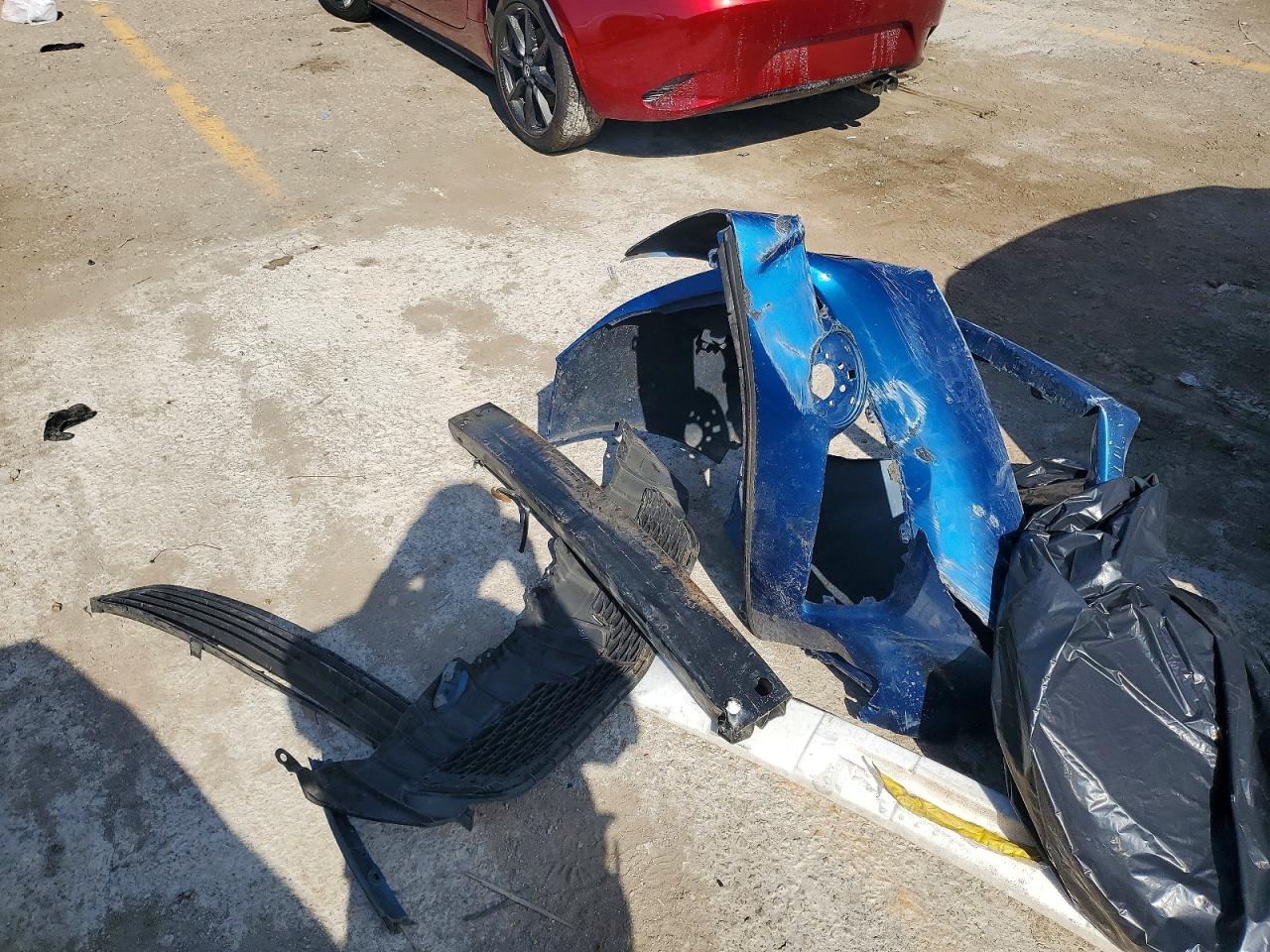 2010 Toyota Corolla Le Blue vin: JTDBU4EE5AJ073451