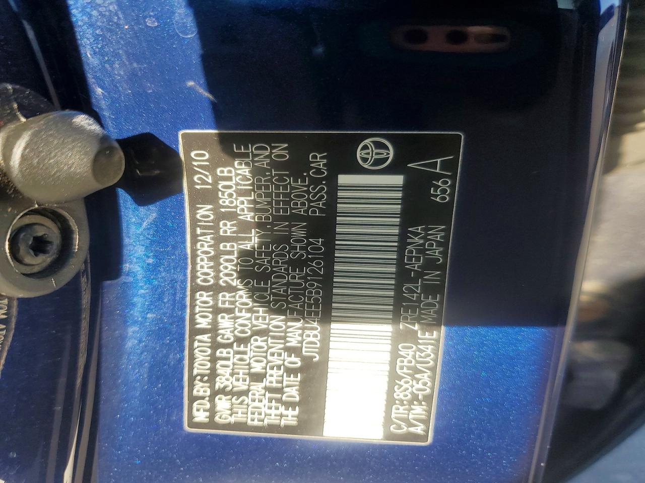 2011 Toyota Corolla Le Blue vin: JTDBU4EE5B9126104