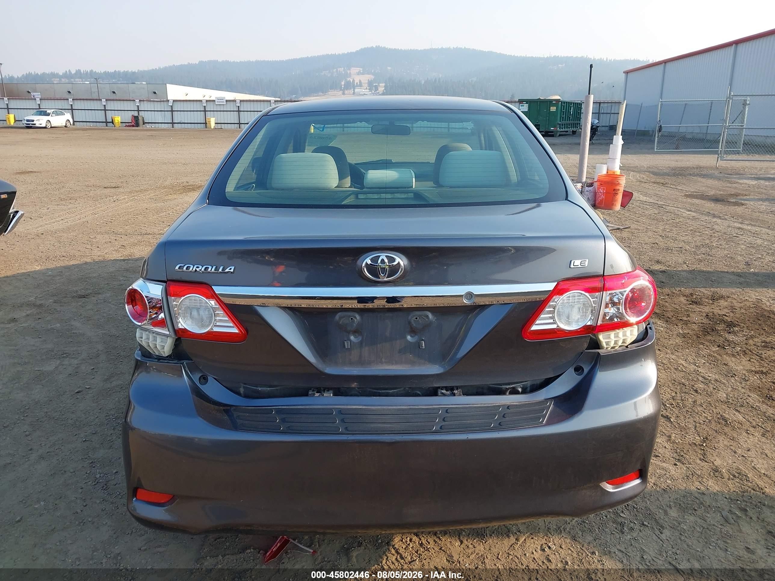 2011 Toyota Corolla Le Gray vin: JTDBU4EE5B9126359