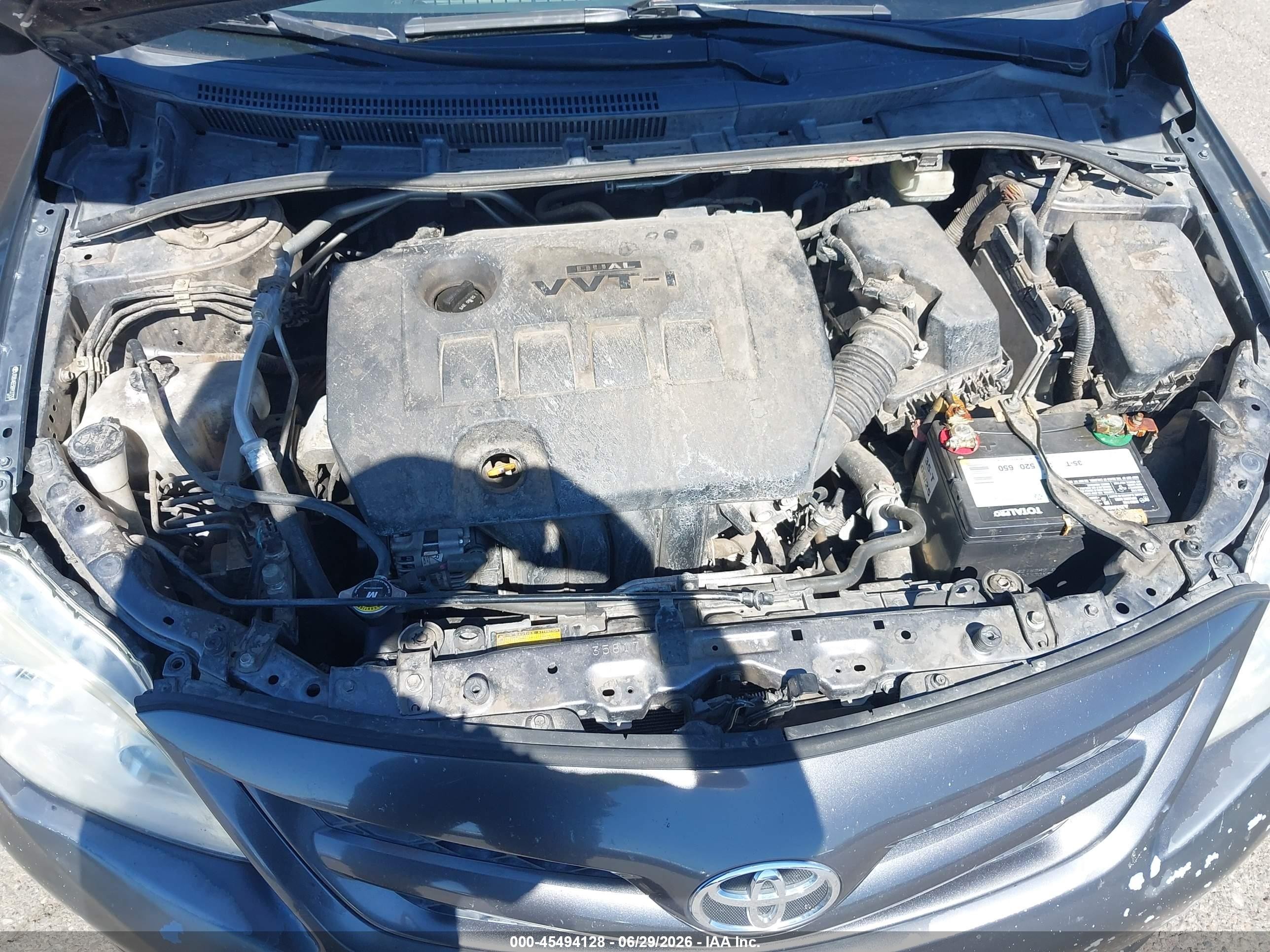 2011 Toyota Corolla Le Gray vin: JTDBU4EE5B9127253