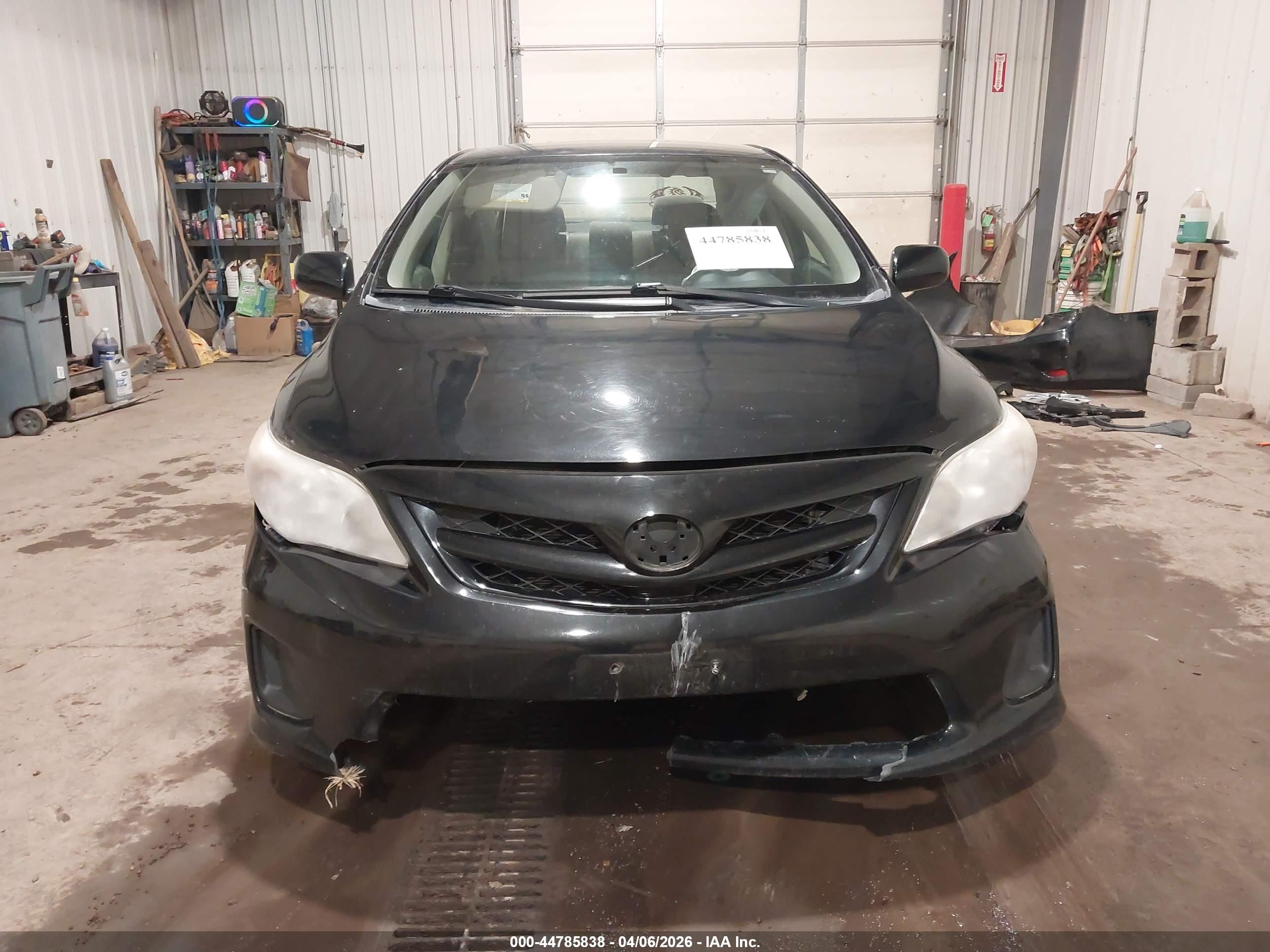 2011 Toyota Corolla Le Black vin: JTDBU4EE5B9138057
