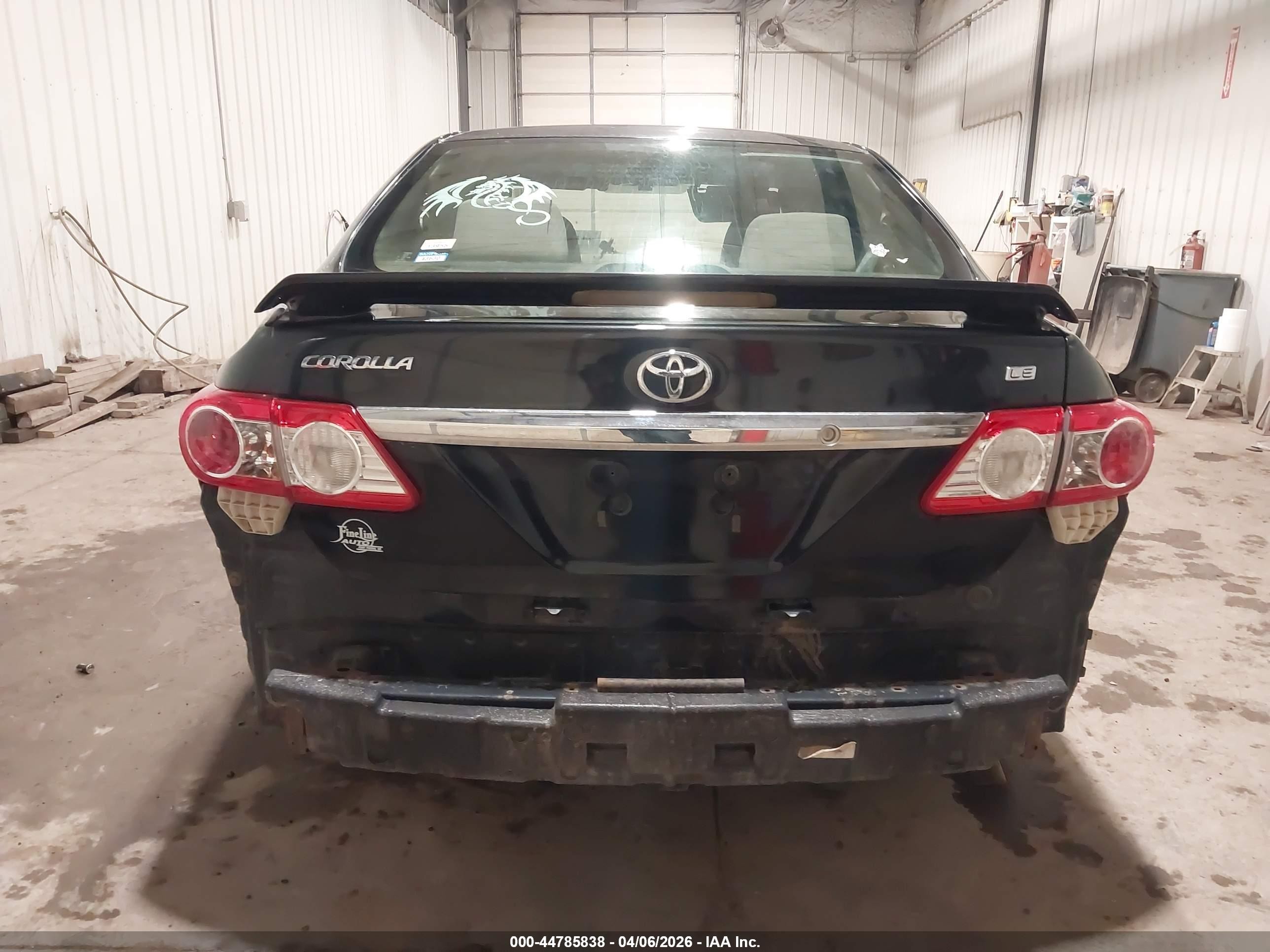 2011 Toyota Corolla Le Black vin: JTDBU4EE5B9138057