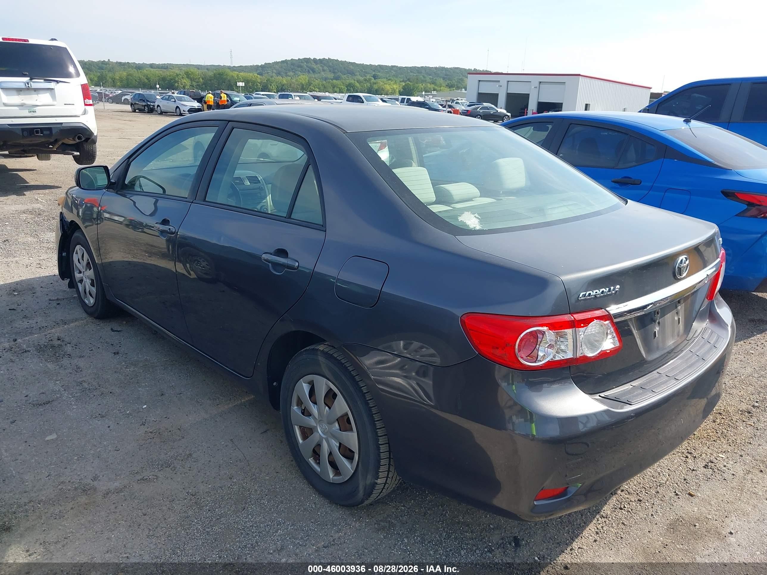 2011 Toyota Corolla Le Серый vin: JTDBU4EE5B9152170