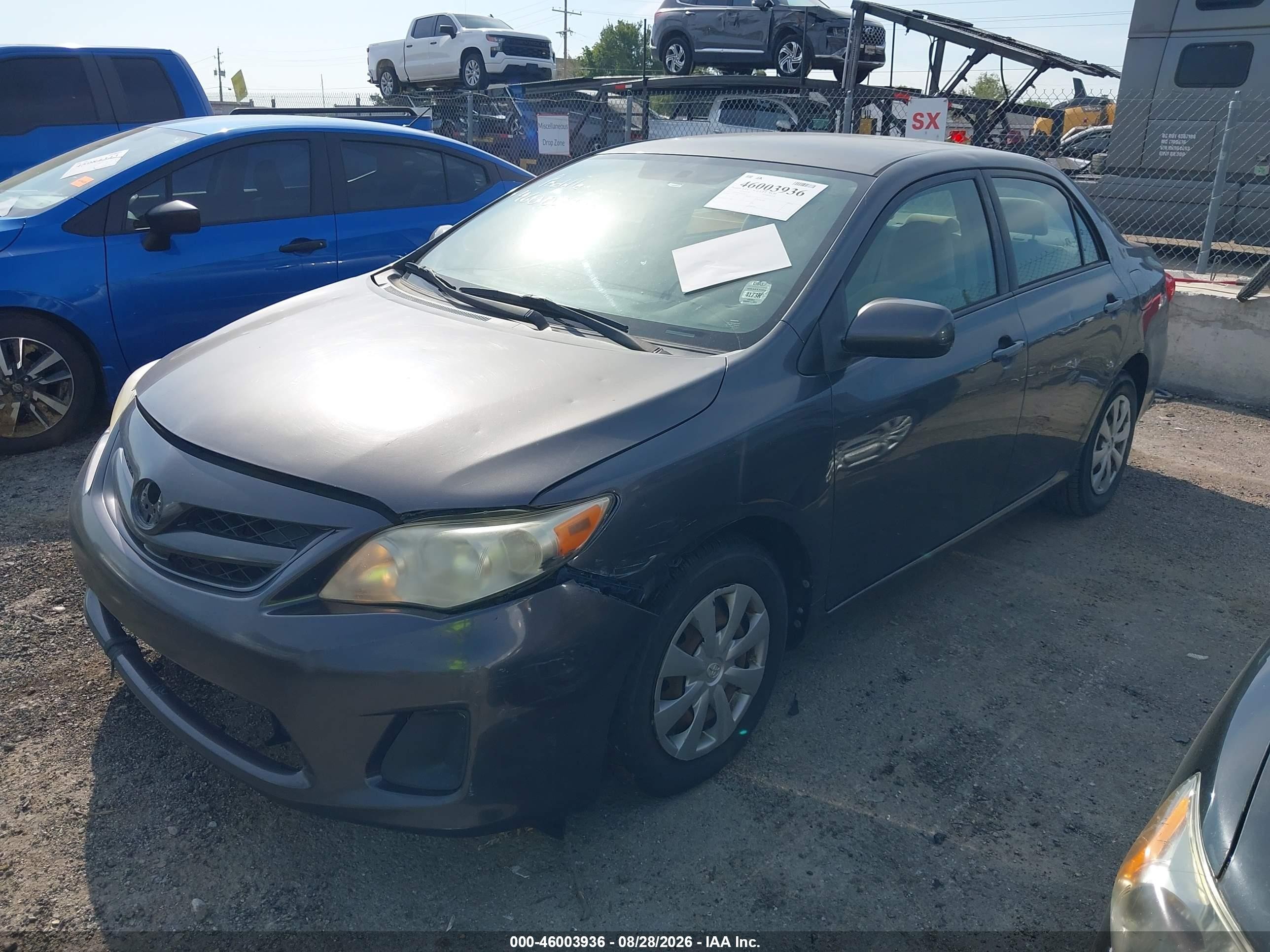 2011 Toyota Corolla Le Серый vin: JTDBU4EE5B9152170