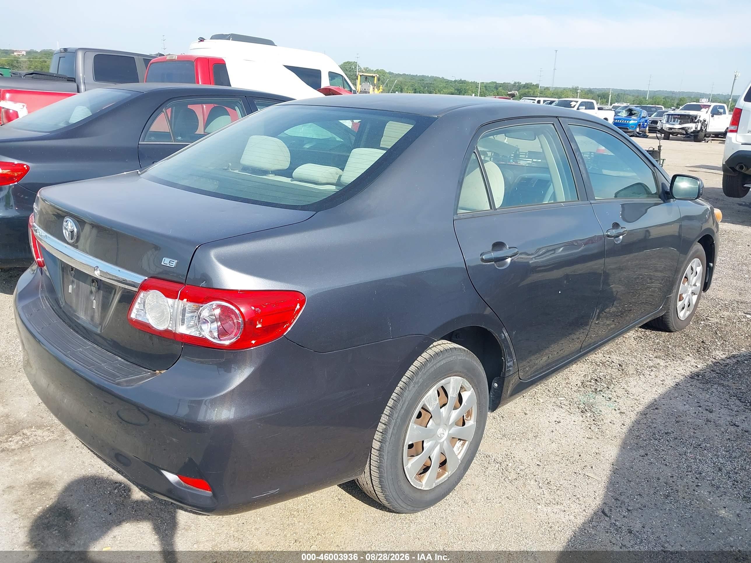 2011 Toyota Corolla Le Серый vin: JTDBU4EE5B9152170