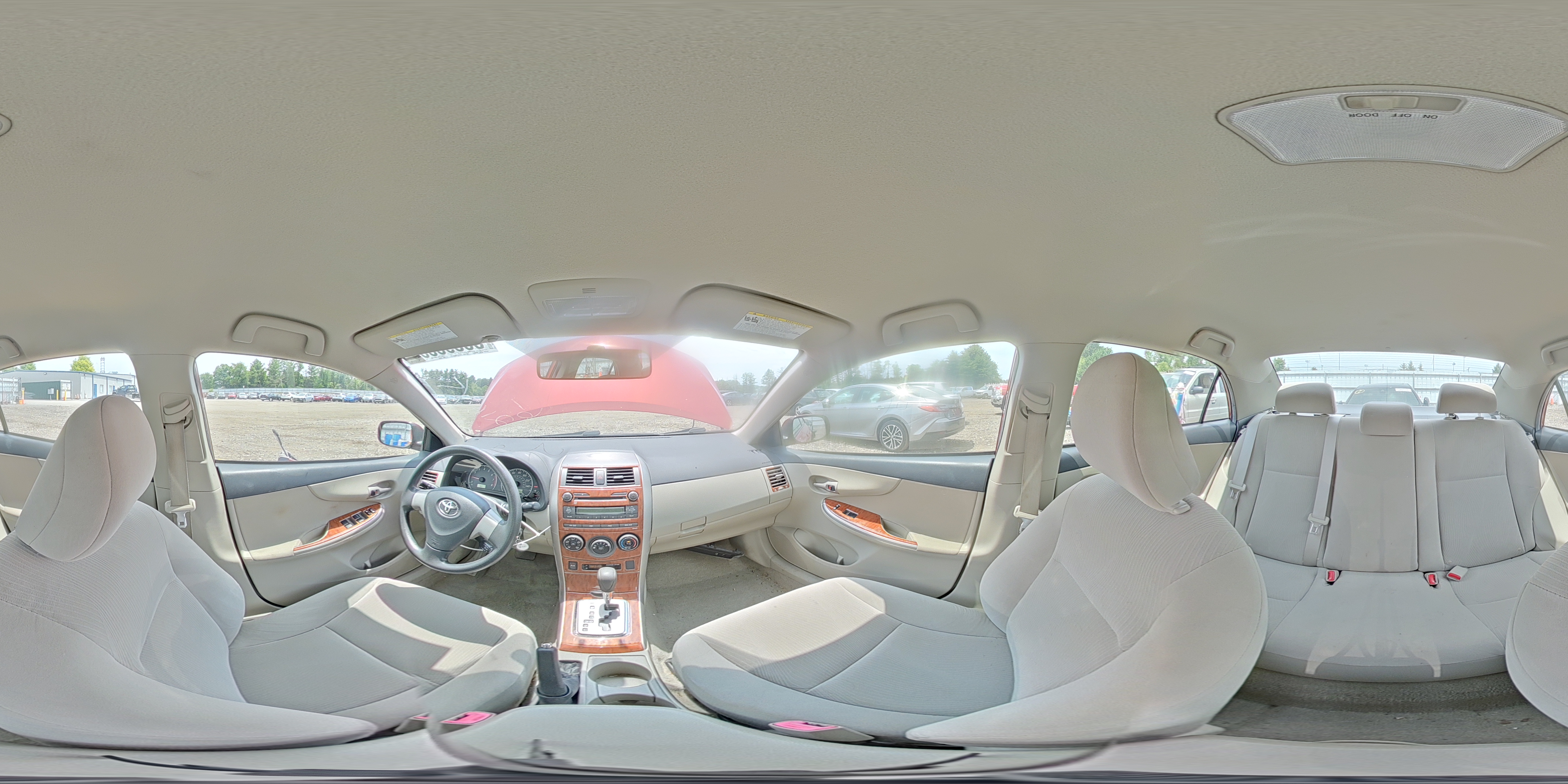 2011 Toyota Corolla Le Red vin: JTDBU4EE5B9155800