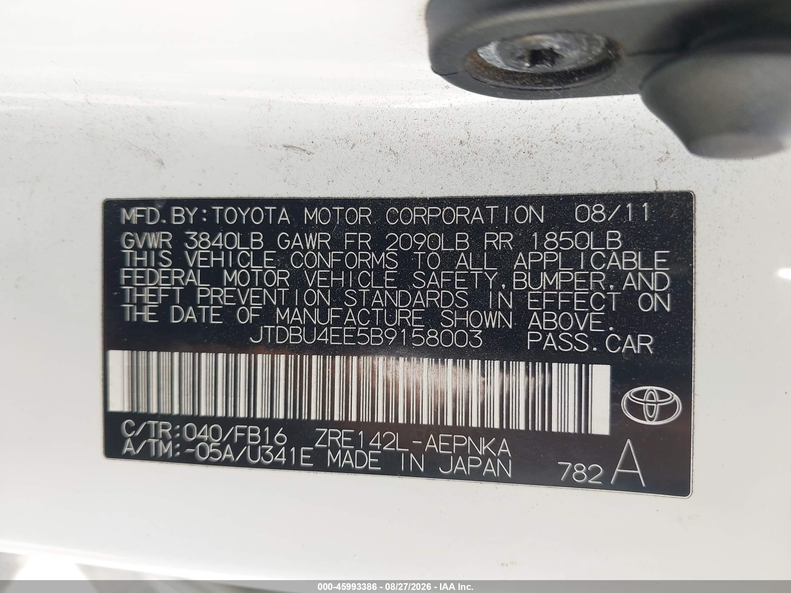 2011 Toyota Corolla Le White vin: JTDBU4EE5B9158003