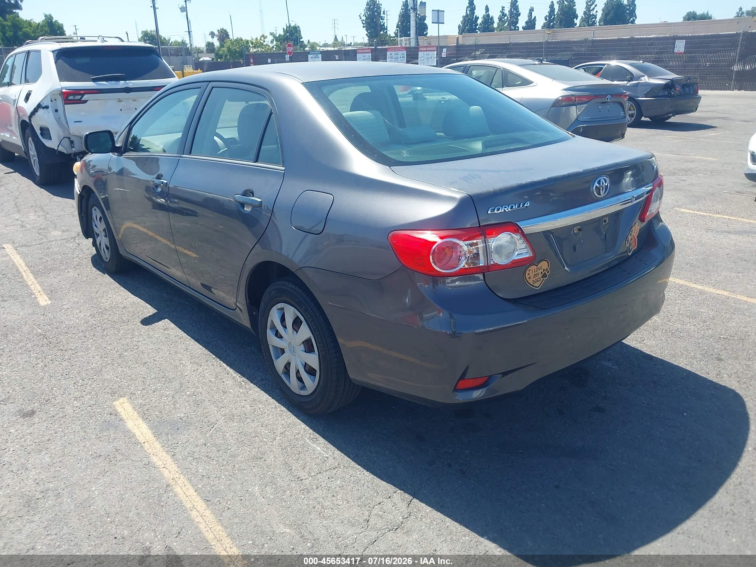 2011 Toyota Corolla Le Gray vin: JTDBU4EE5B9160236
