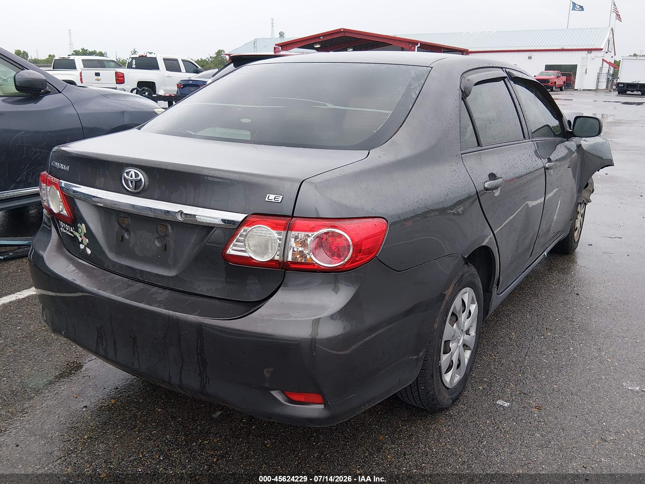 2011 Toyota Corolla Le Gray vin: JTDBU4EE5B9163699