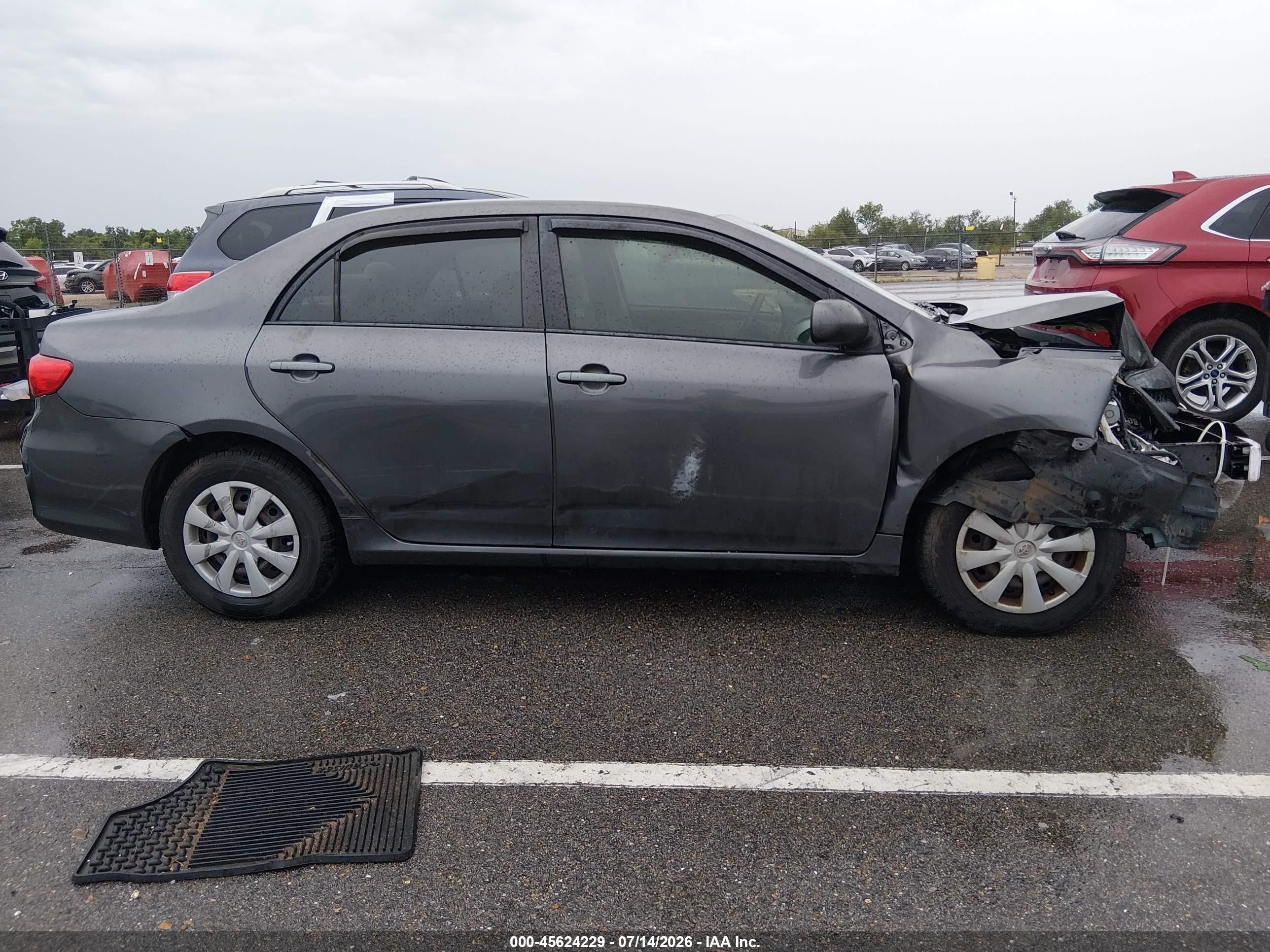 2011 Toyota Corolla Le Gray vin: JTDBU4EE5B9163699