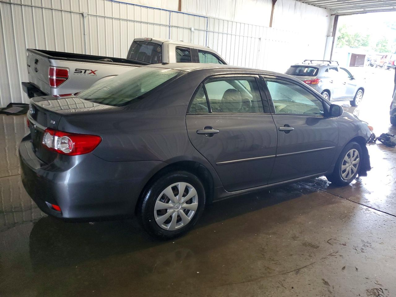 2011 Toyota Corolla Le Gray vin: JTDBU4EE5B9168255